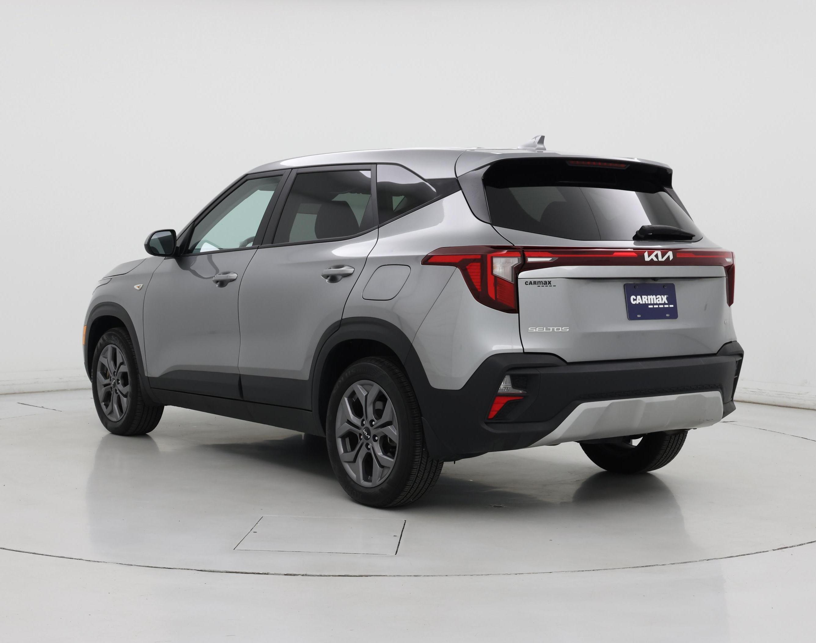 Thumbnail: 2024 Kia Seltos - 2