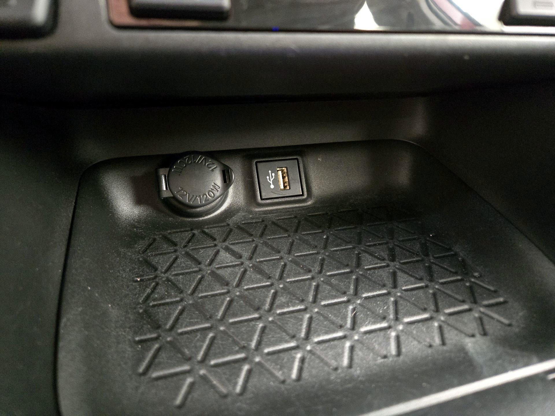 Thumbnail: 2023 Toyota RAV4 - 18