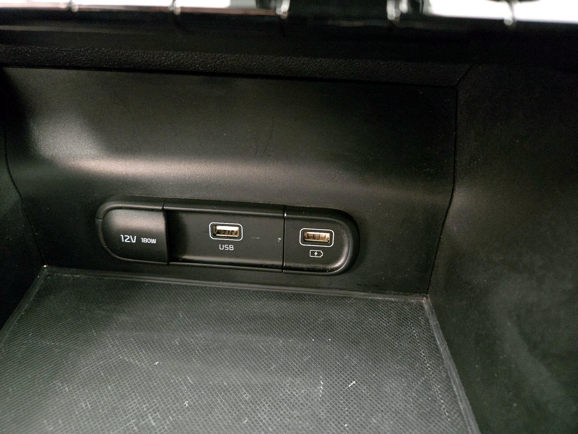 Thumbnail: 2022 Kia K5 - 19