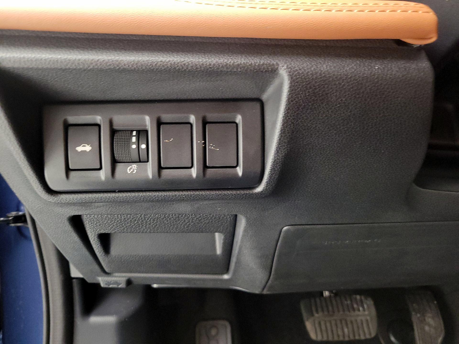 Thumbnail: 2021 Subaru Legacy - 13