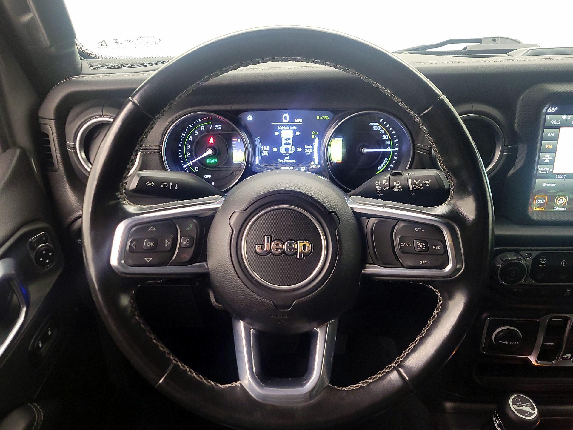 Thumbnail: 2022 Jeep Wrangler - 10