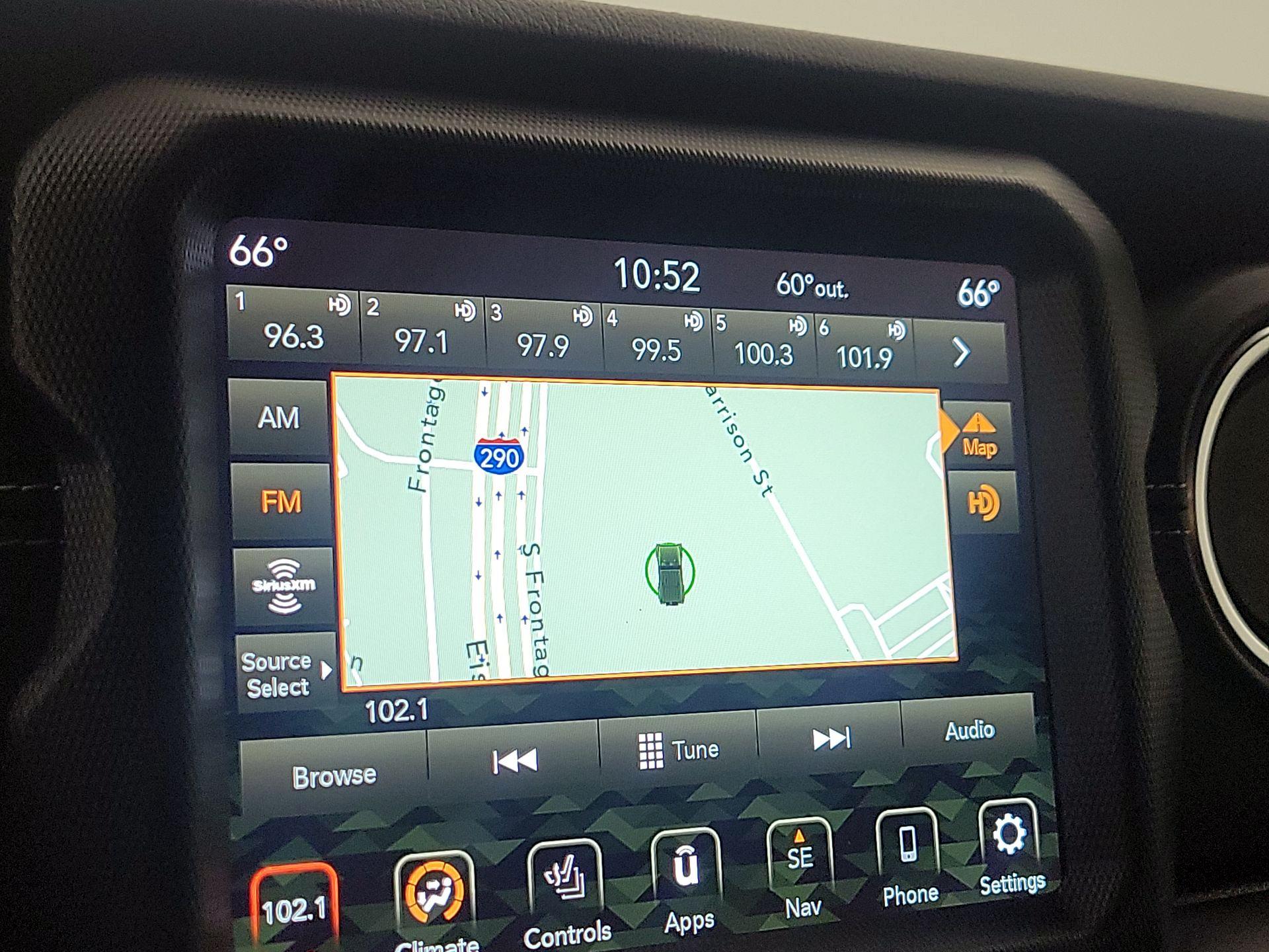 Thumbnail: 2022 Jeep Wrangler - 14