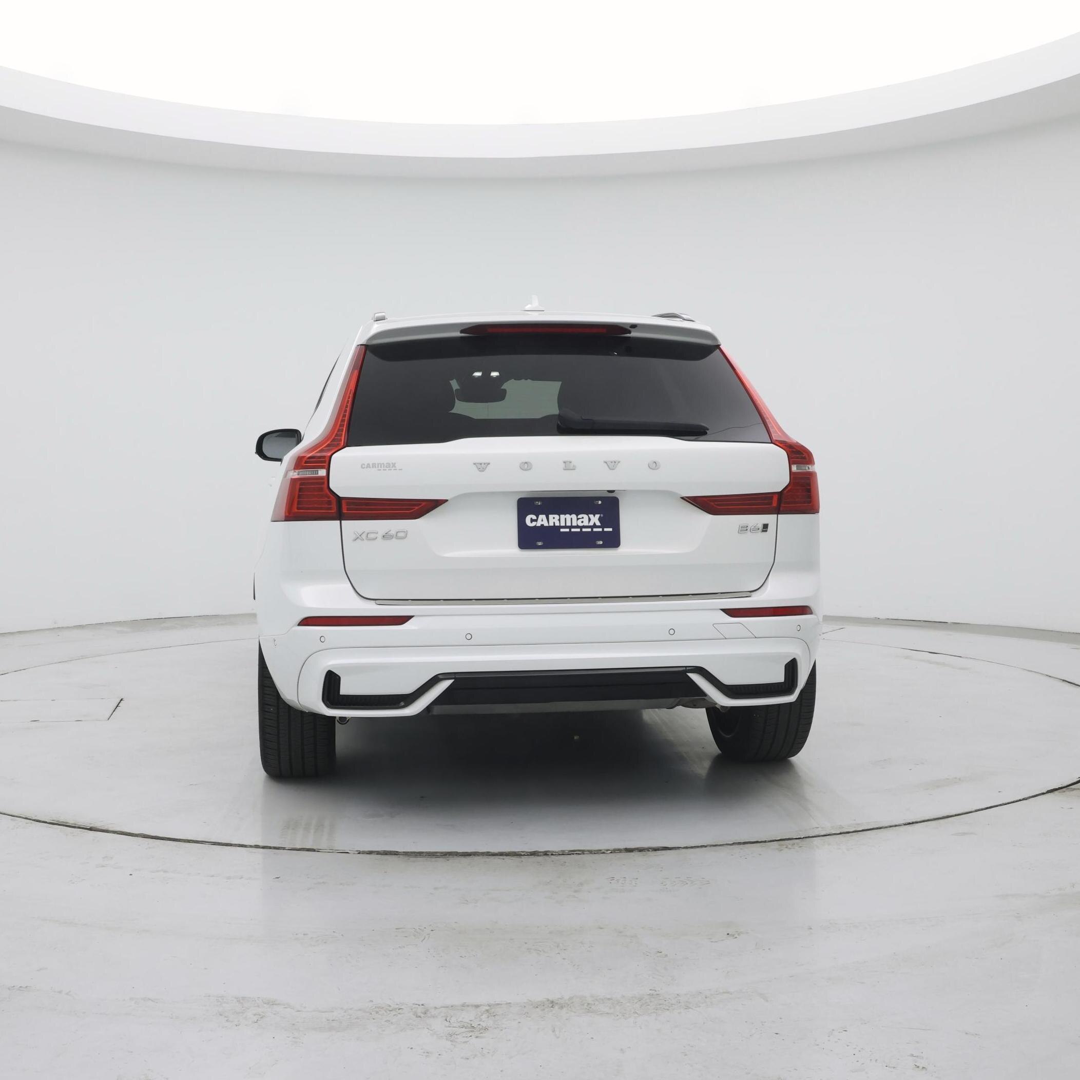 Thumbnail: 2022 Volvo XC60 - 6