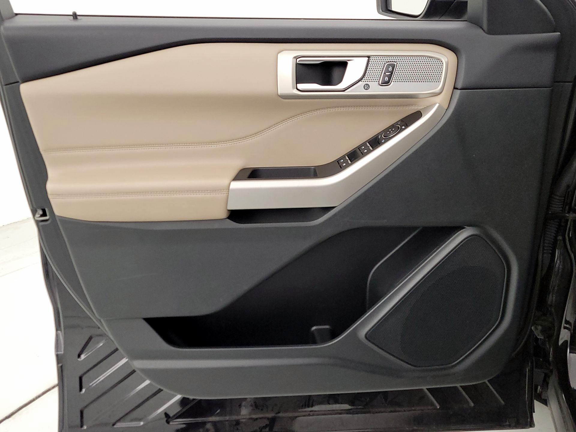 Thumbnail: 2023 Ford Explorer - 12