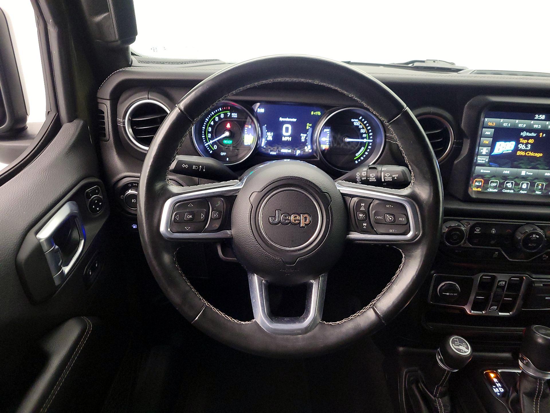 Thumbnail: 2022 Jeep Wrangler - 10