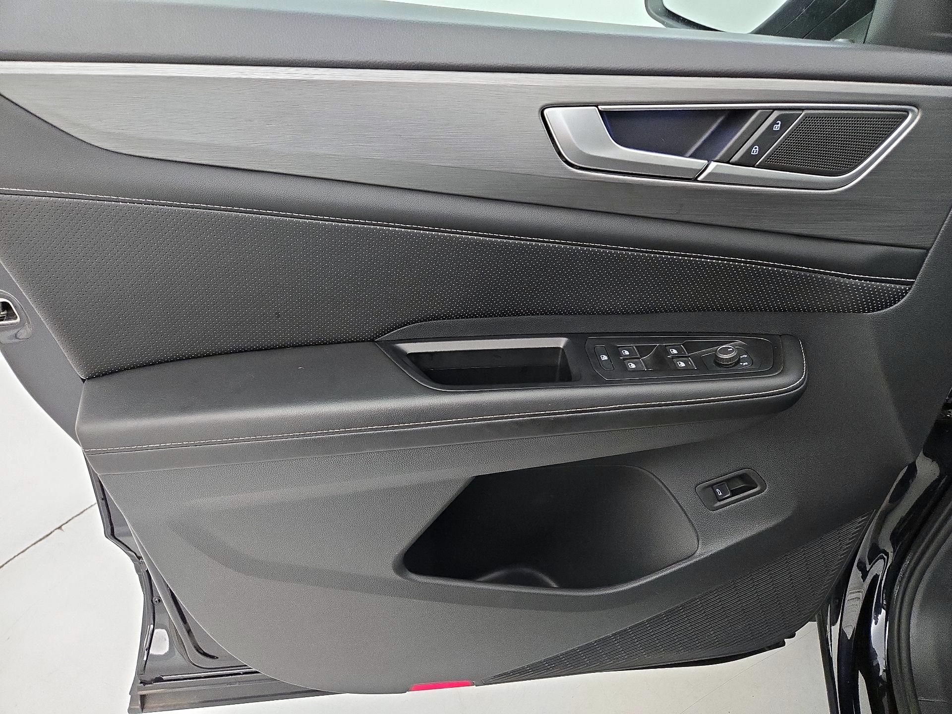 Thumbnail: 2024 Volkswagen Atlas - 12