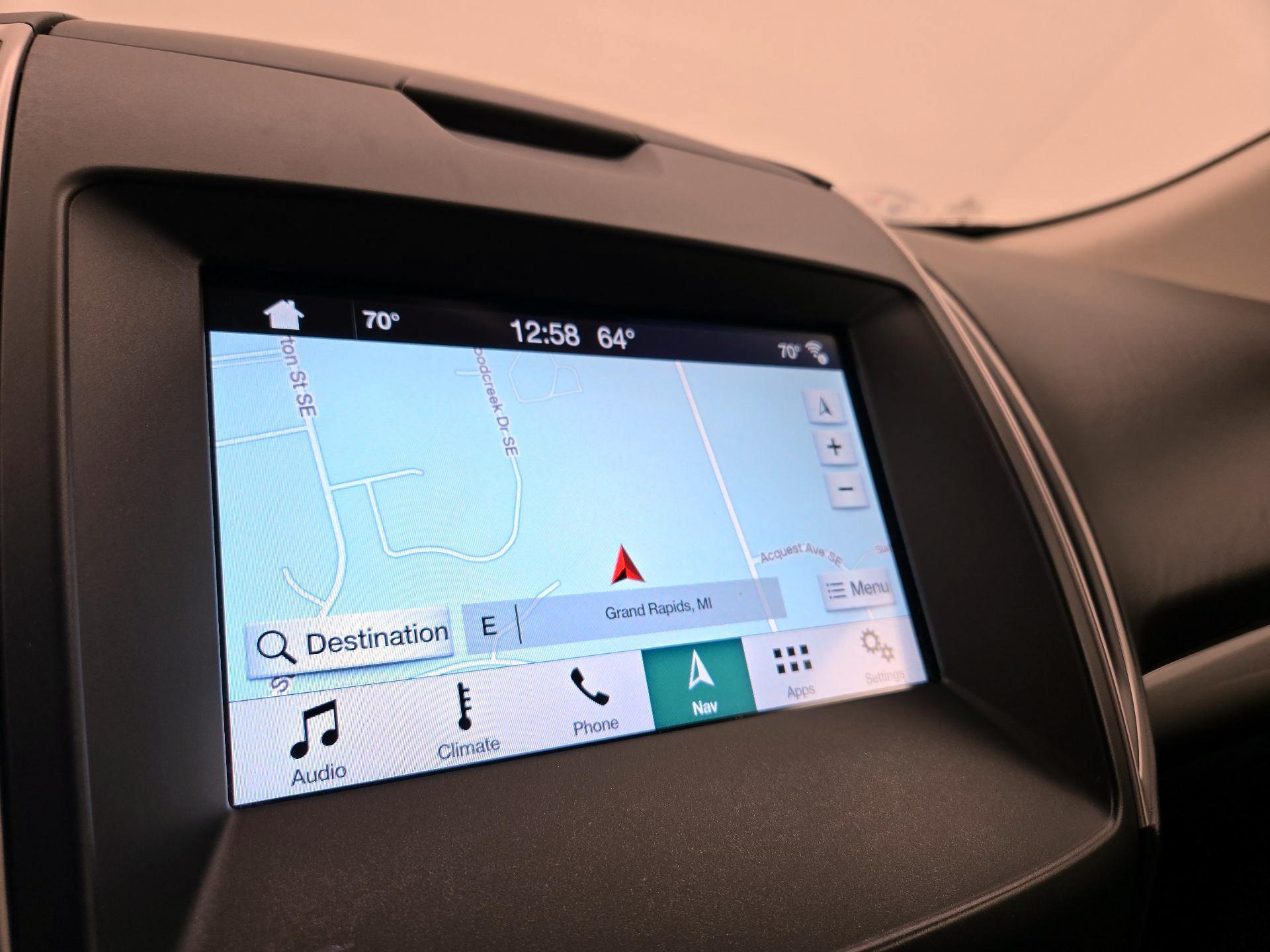 Thumbnail: 2016 Ford Edge - 14