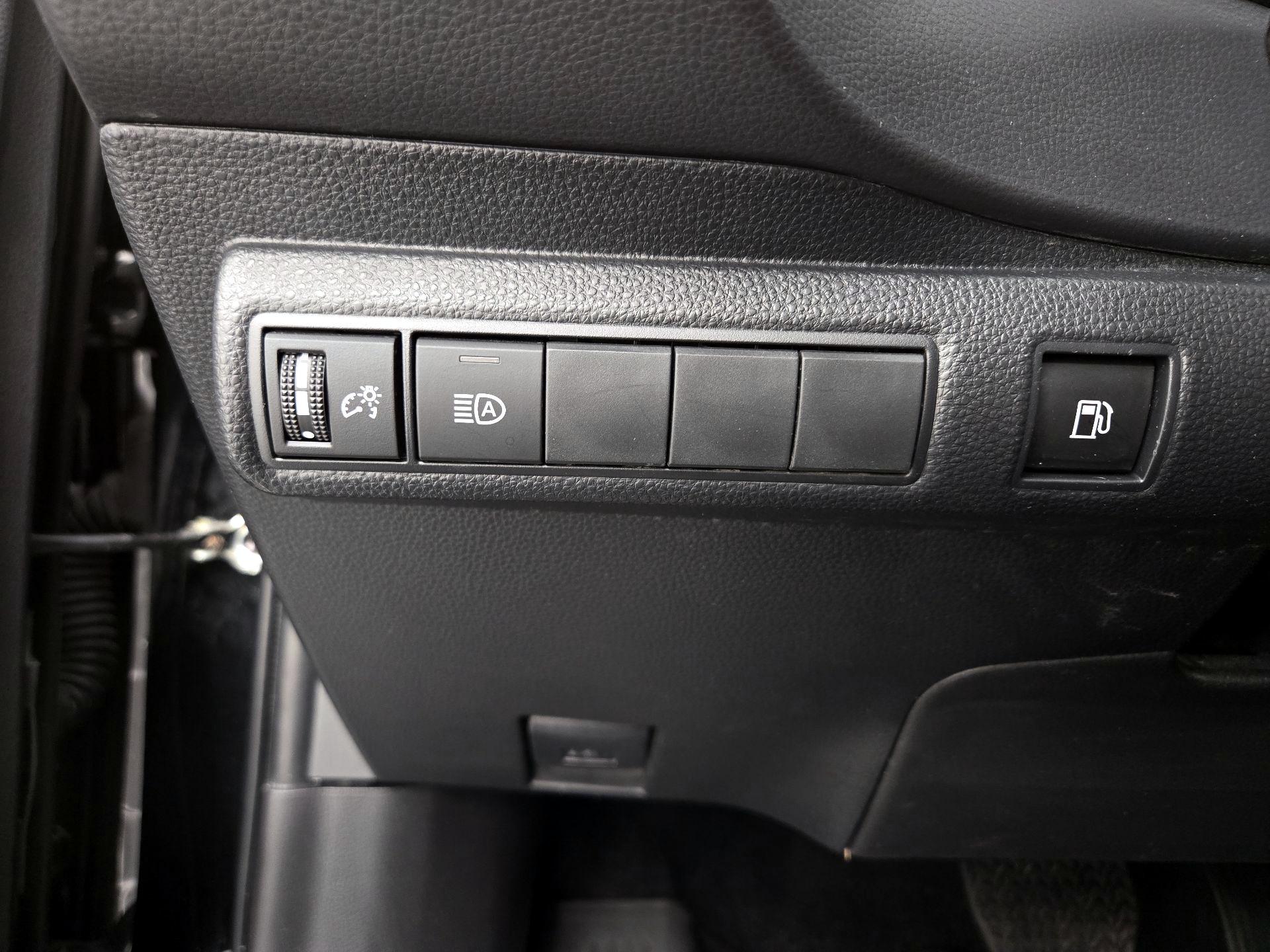 Thumbnail: 2024 Toyota Corolla - 13