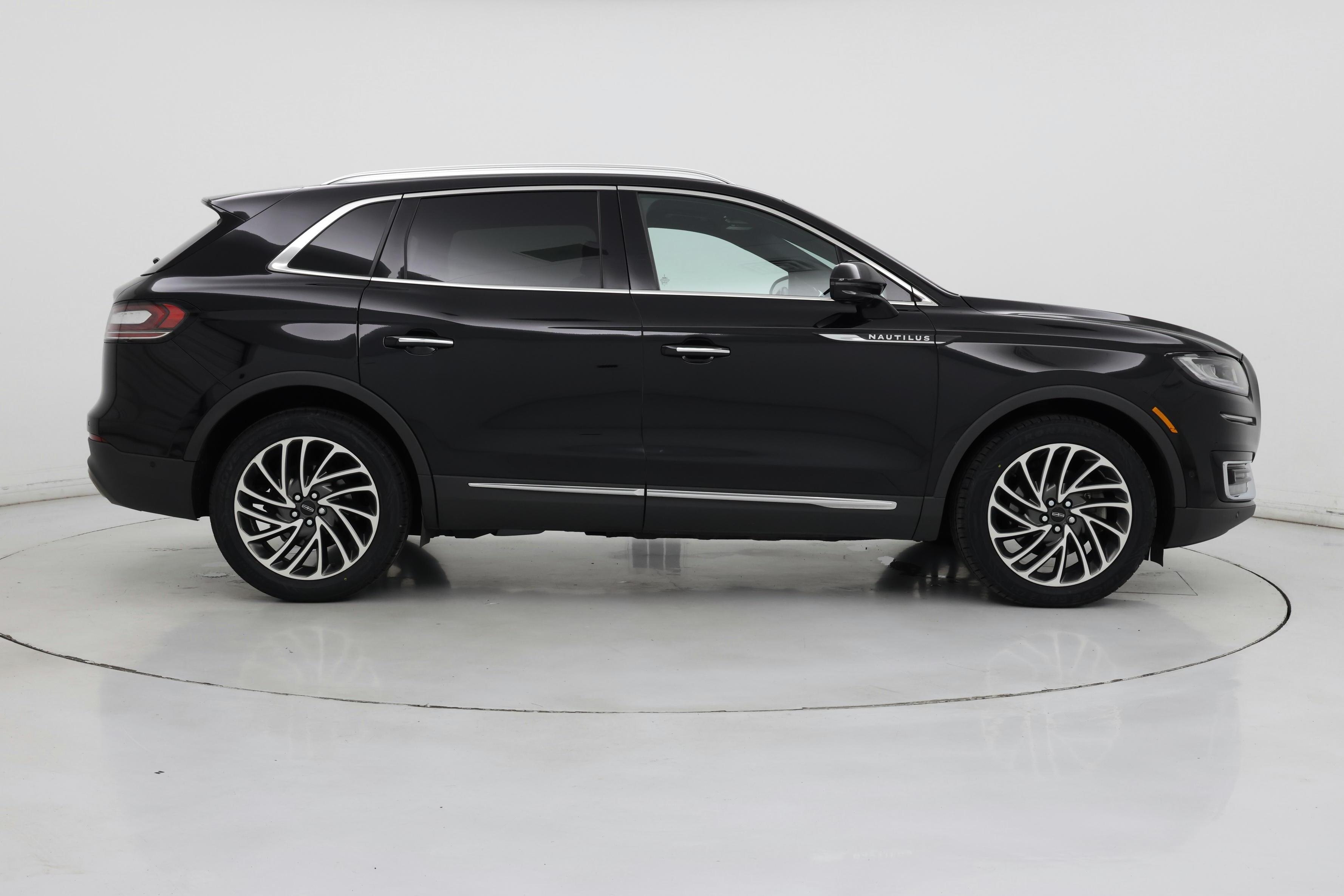 Thumbnail: 2019 Lincoln Nautilus - 7