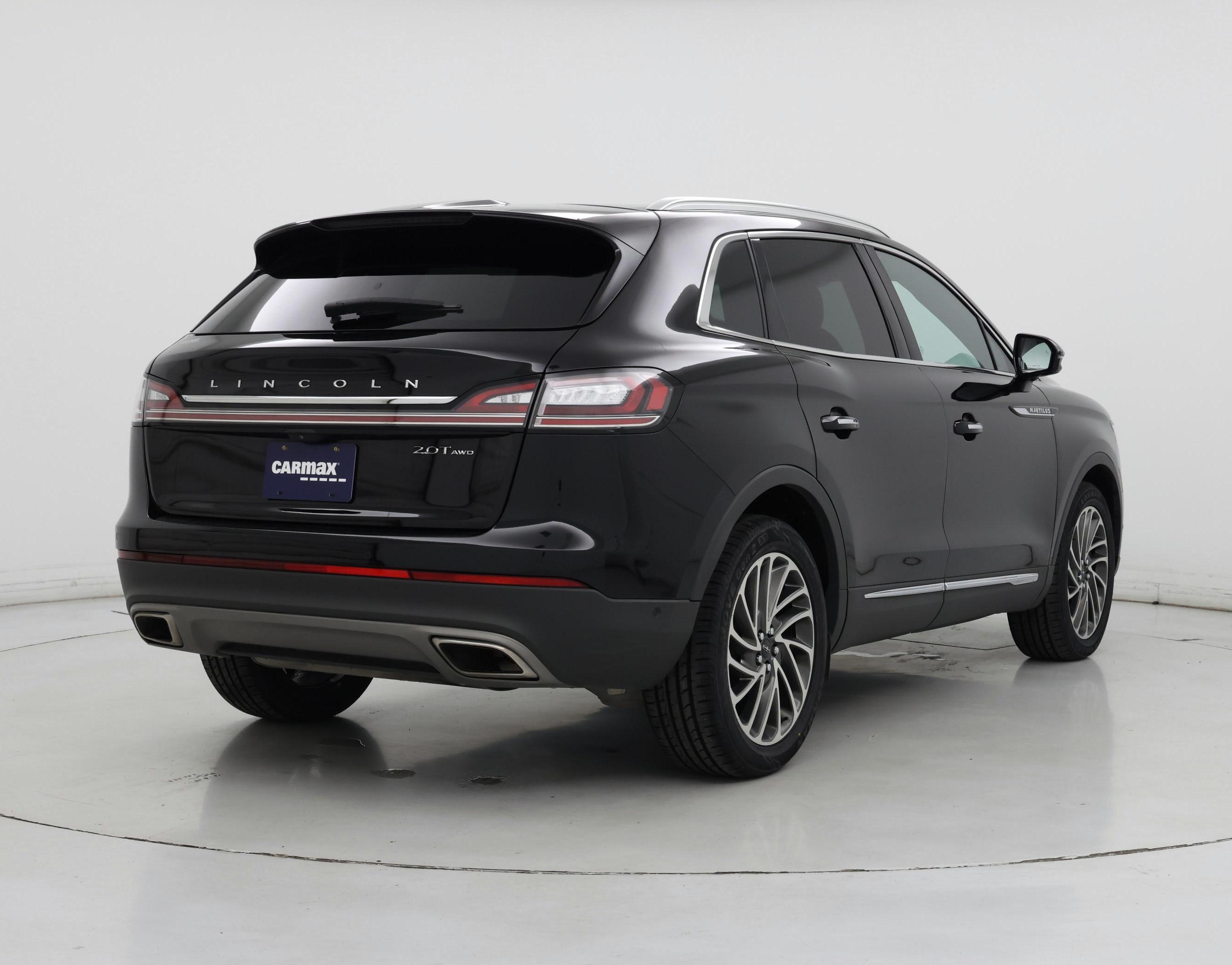 Thumbnail: 2019 Lincoln Nautilus - 8