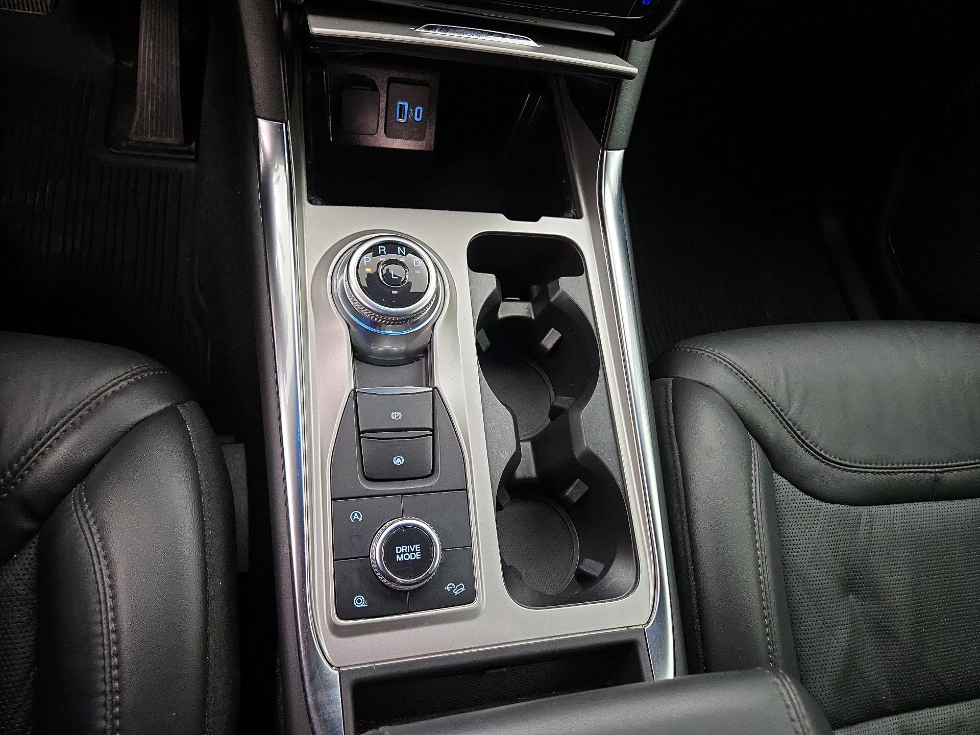 Thumbnail: 2023 Ford Explorer - 18