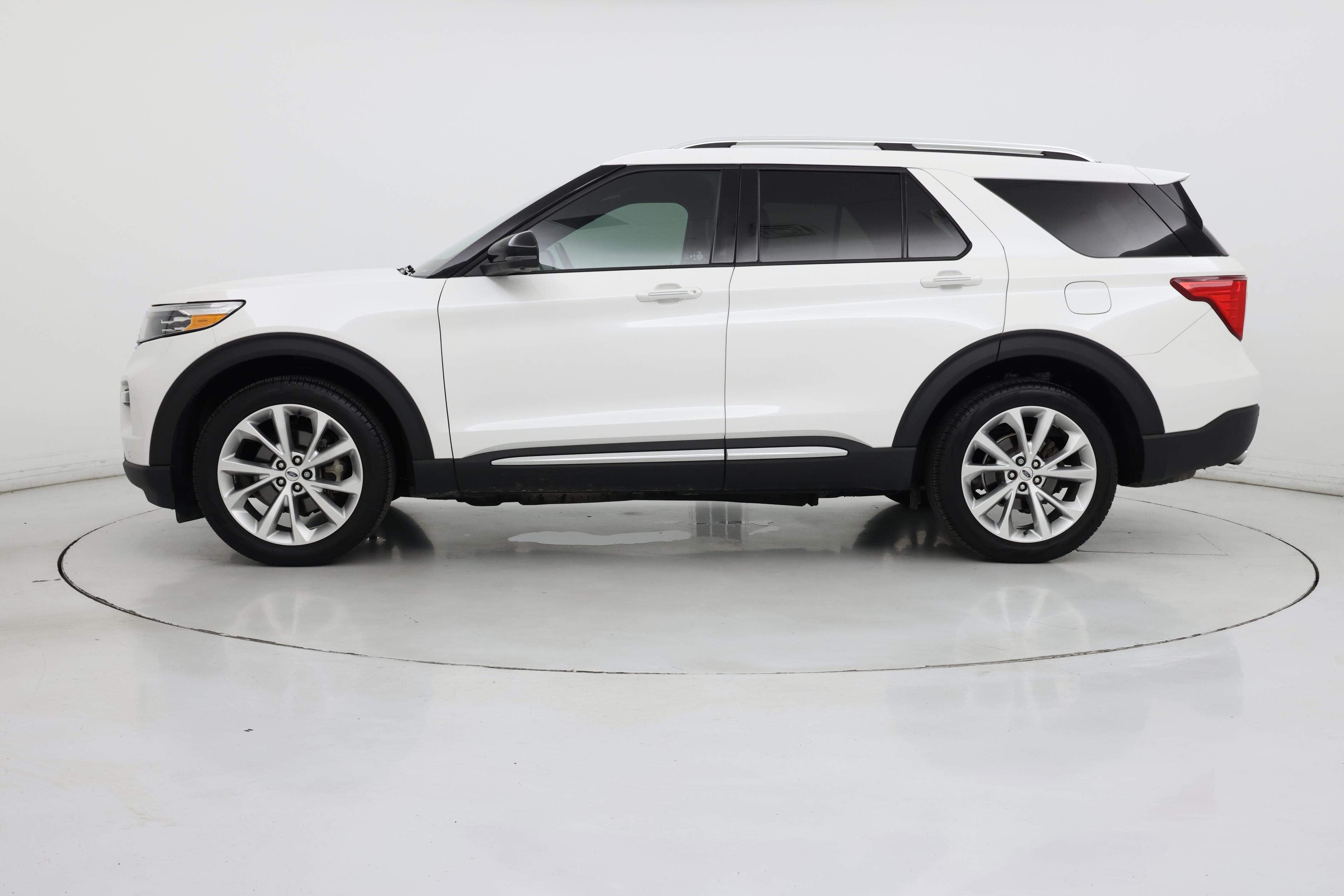 Thumbnail: 2023 Ford Explorer - 3