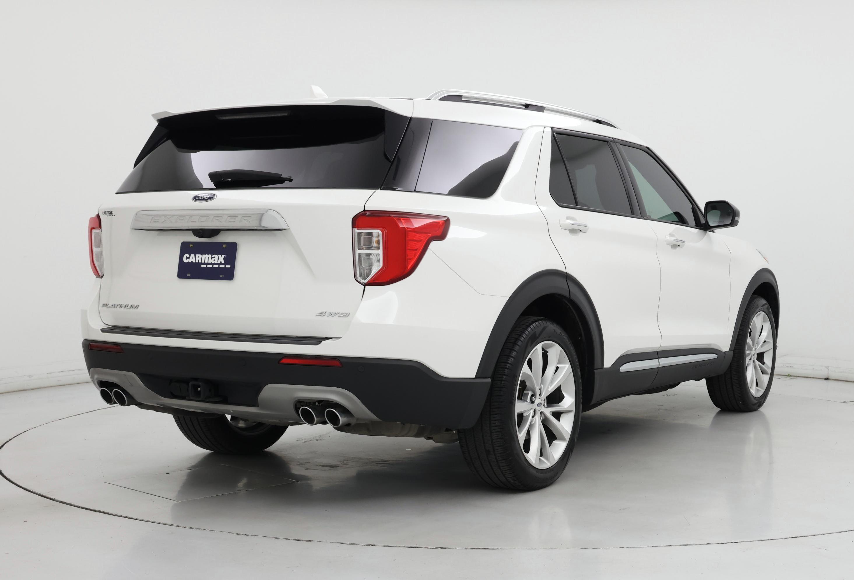 Thumbnail: 2023 Ford Explorer - 8