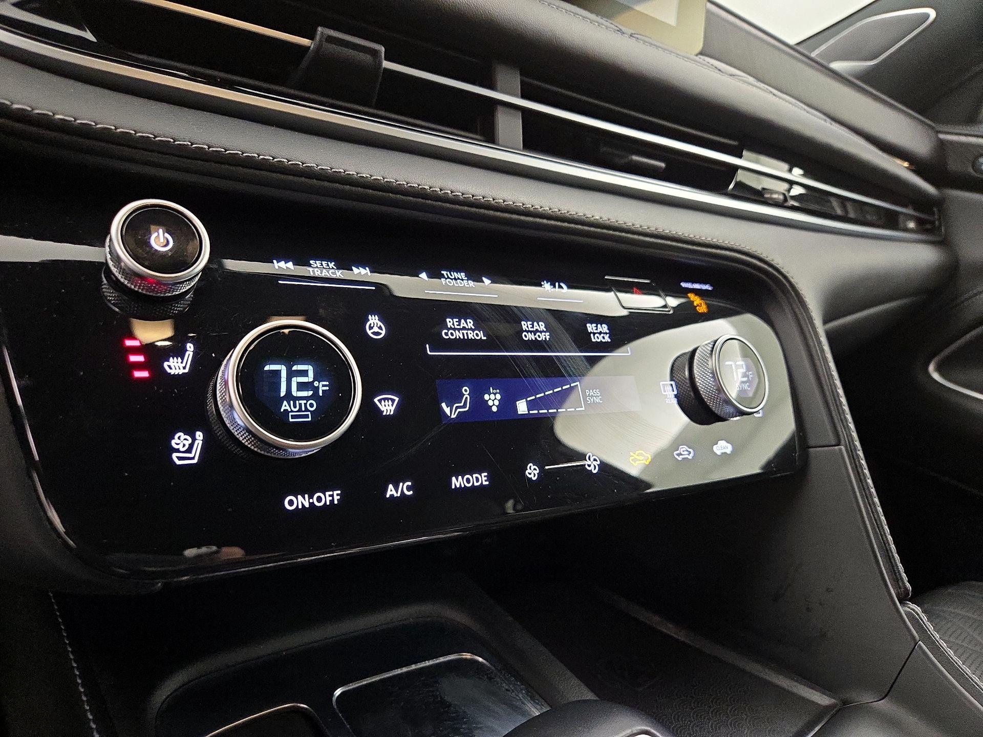 Thumbnail: 2023 INFINITI QX60 - 17