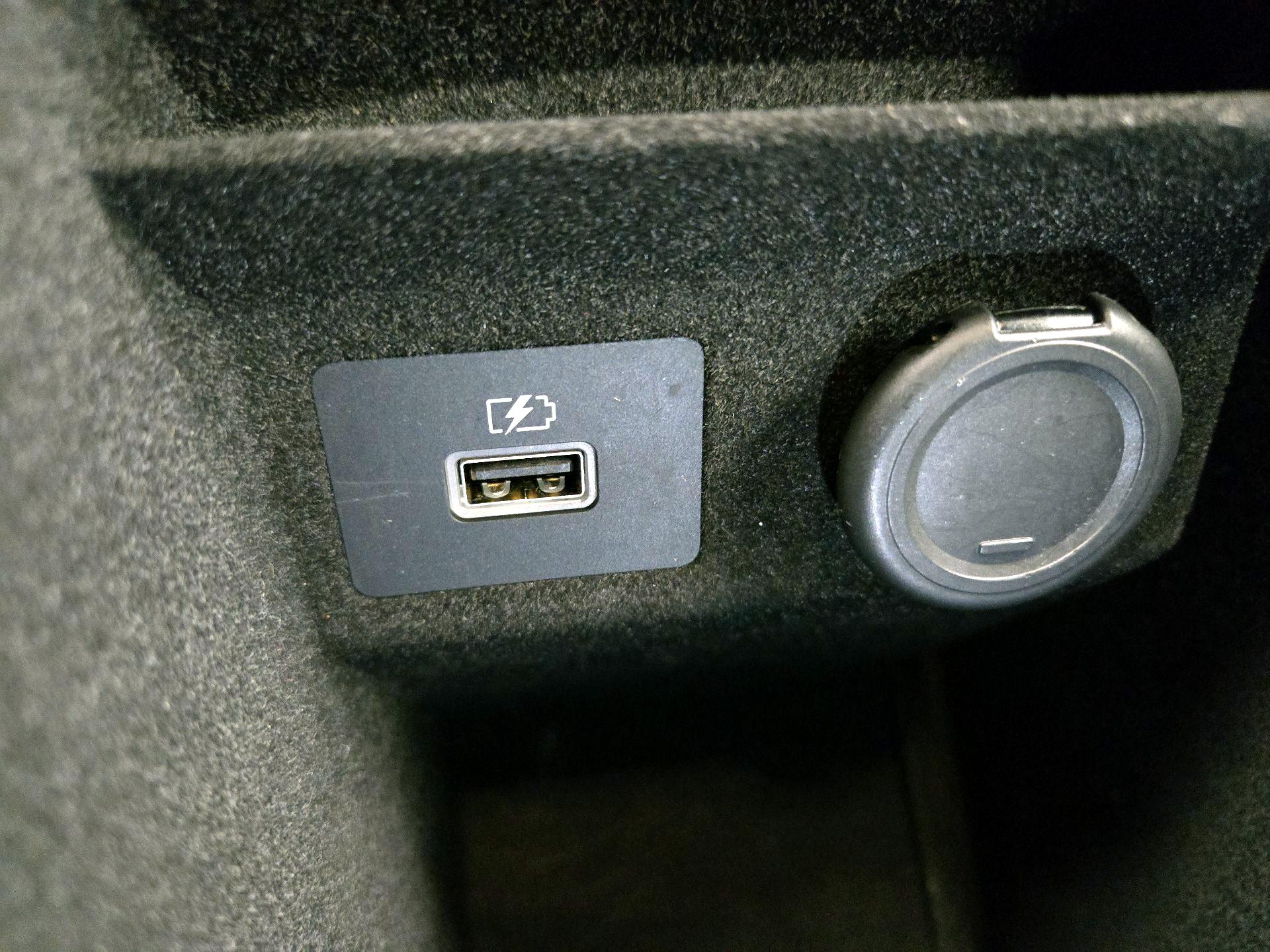 Thumbnail: 2023 INFINITI QX60 - 19