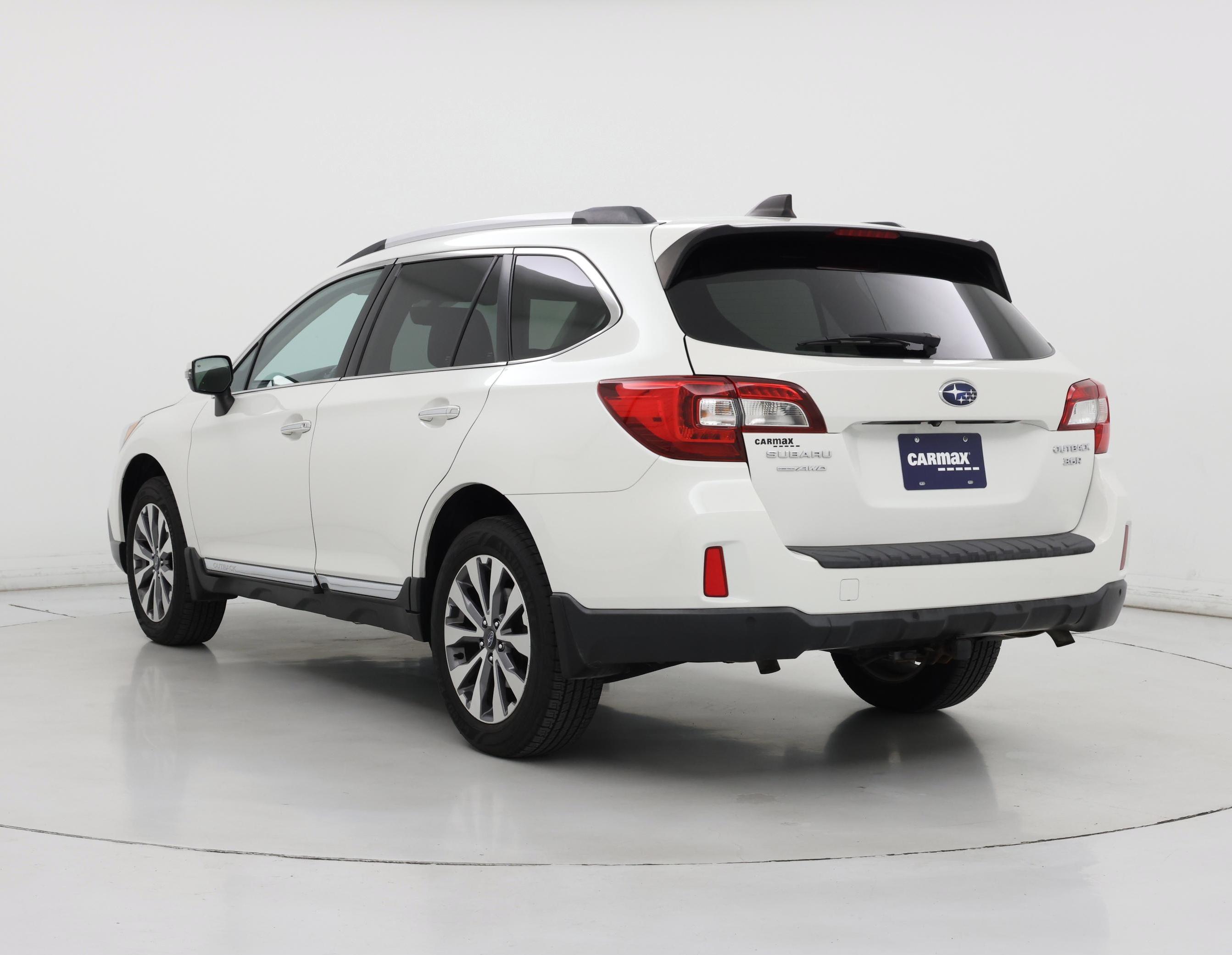 Thumbnail: 2017 Subaru Outback - 2