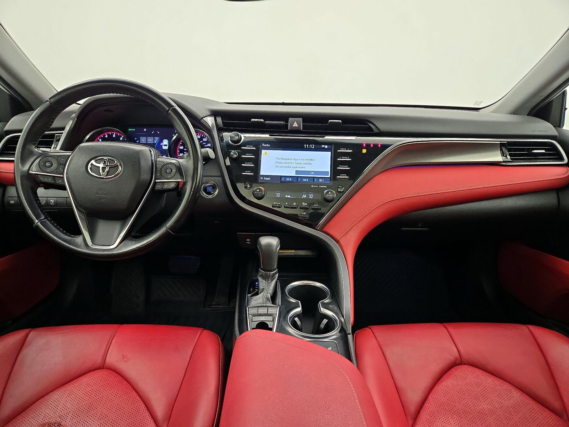Thumbnail: 2019 Toyota Camry - 9