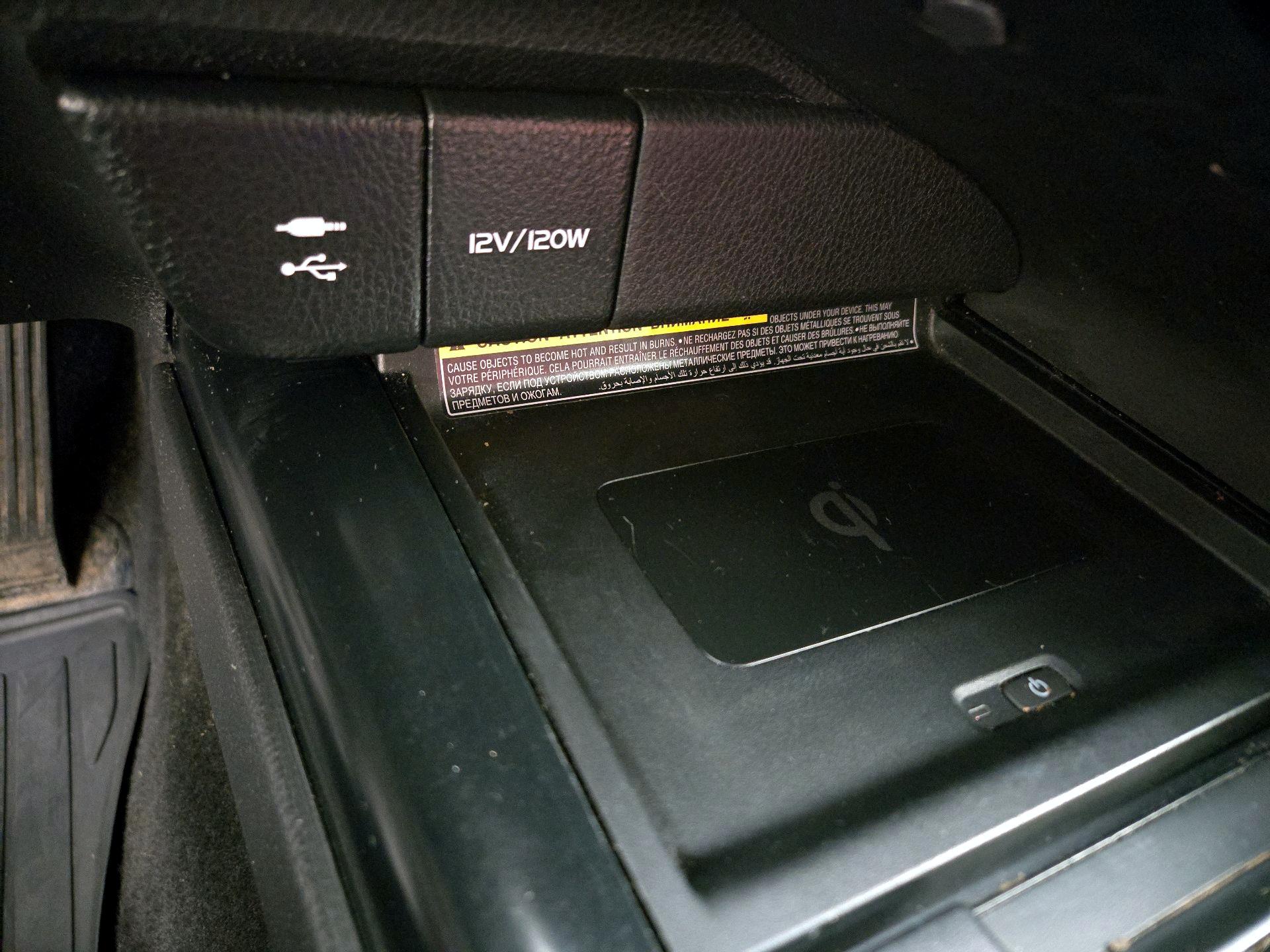 Thumbnail: 2019 Toyota Camry - 18