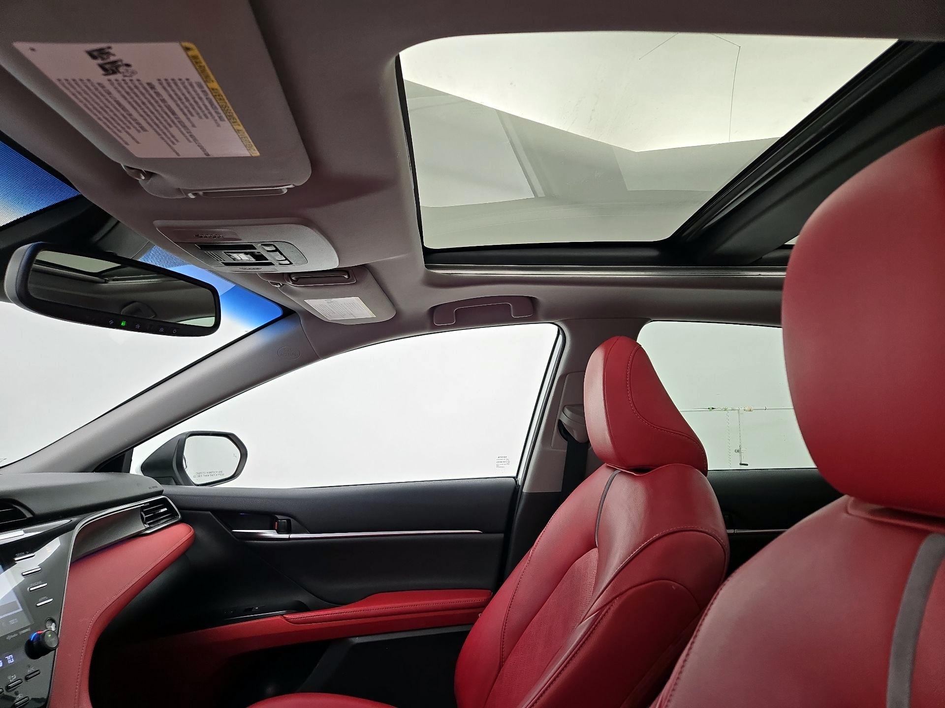 Thumbnail: 2019 Toyota Camry - 19