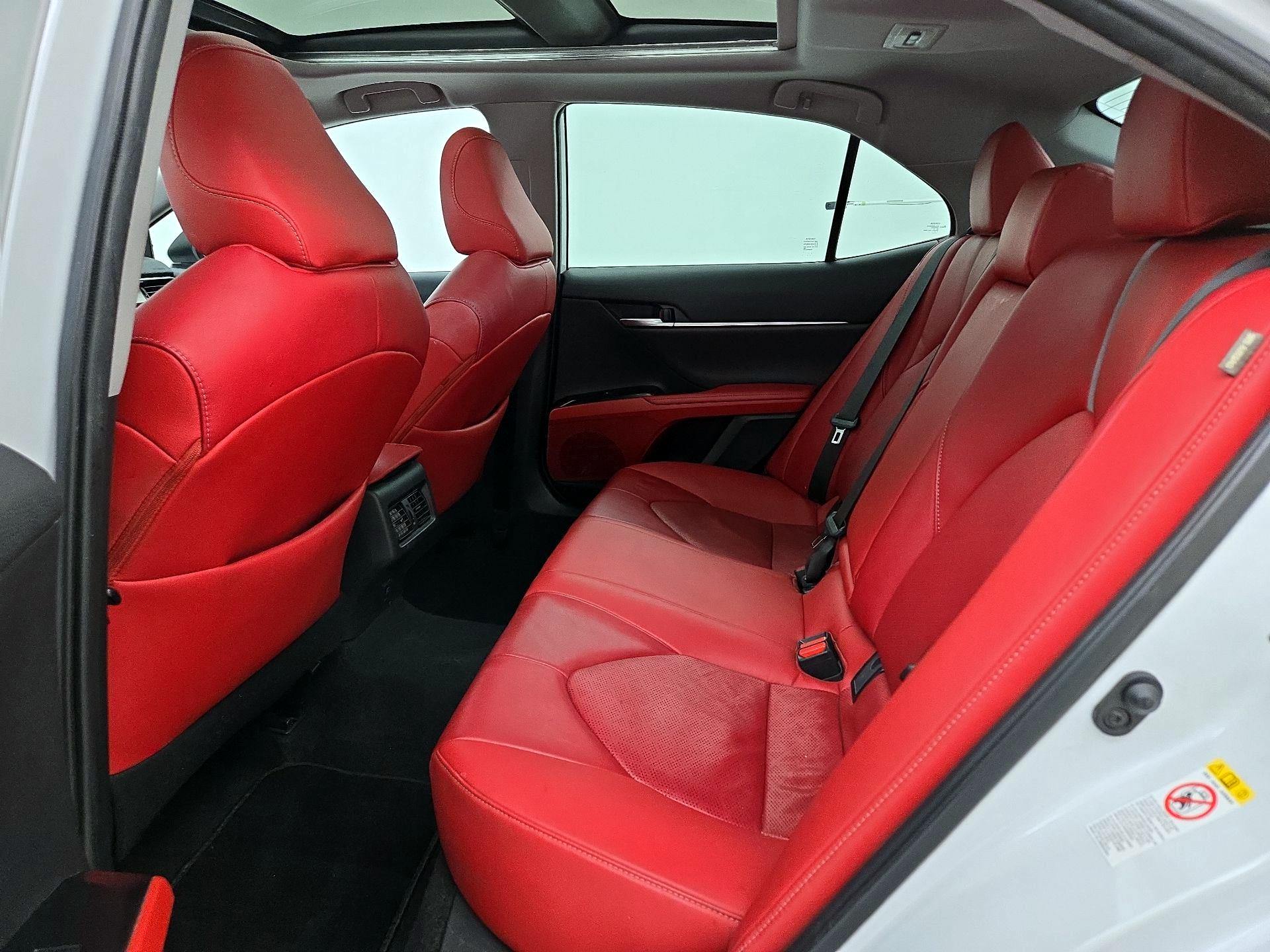 Thumbnail: 2019 Toyota Camry - 20