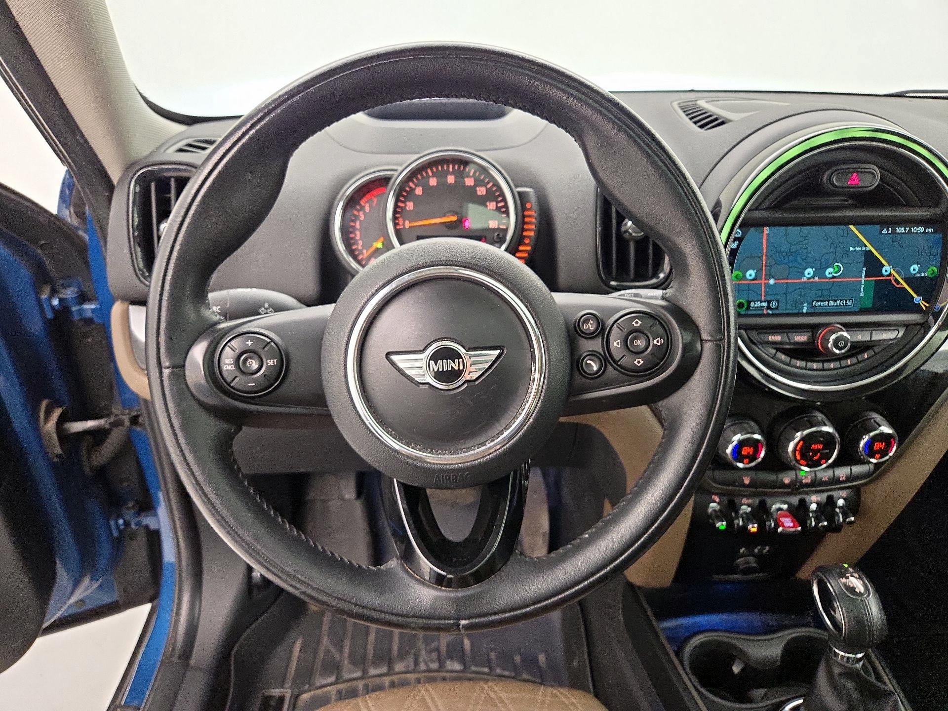 Thumbnail: 2017 MINI Cooper Countryman - 10