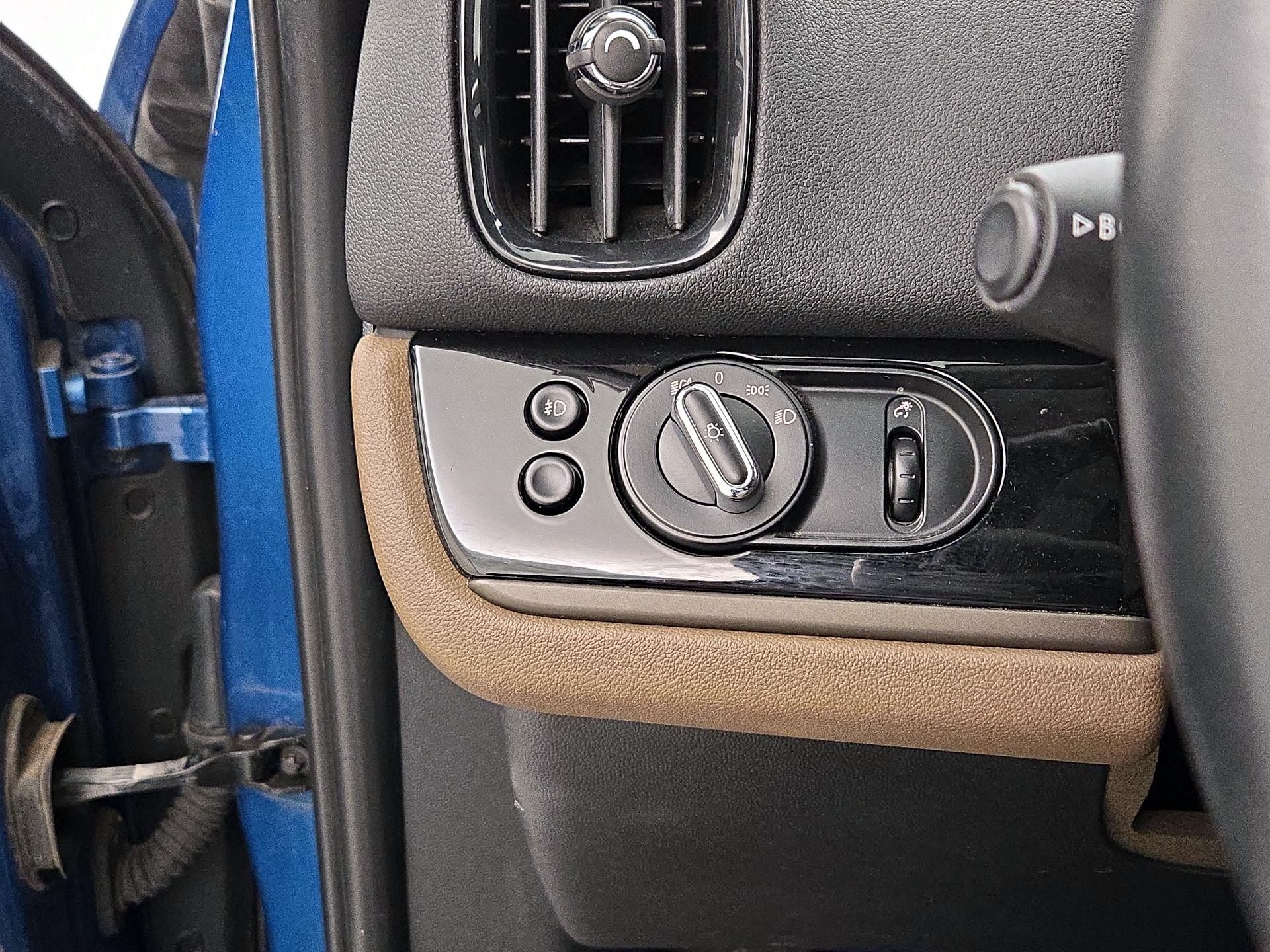 Thumbnail: 2017 MINI Cooper Countryman - 13