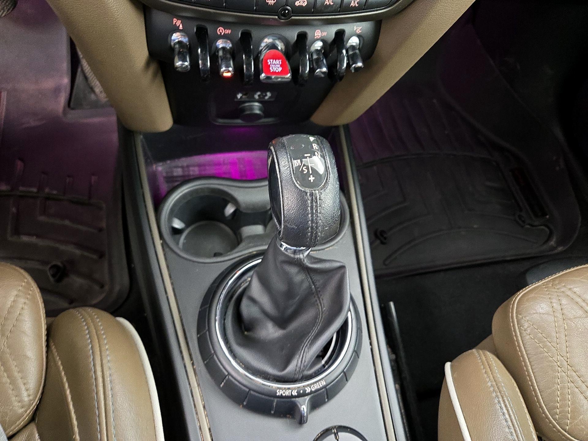 Thumbnail: 2017 MINI Cooper Countryman - 18