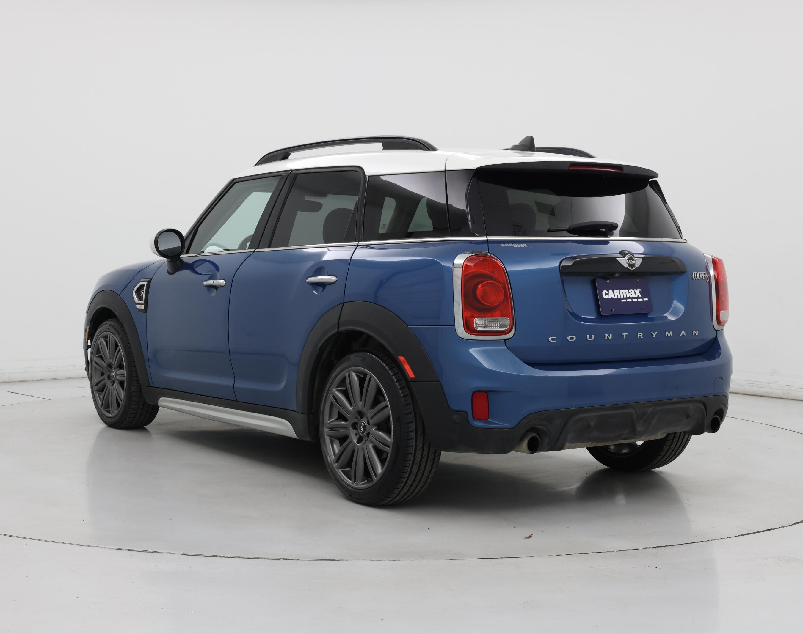 Thumbnail: 2017 MINI Cooper Countryman - 2