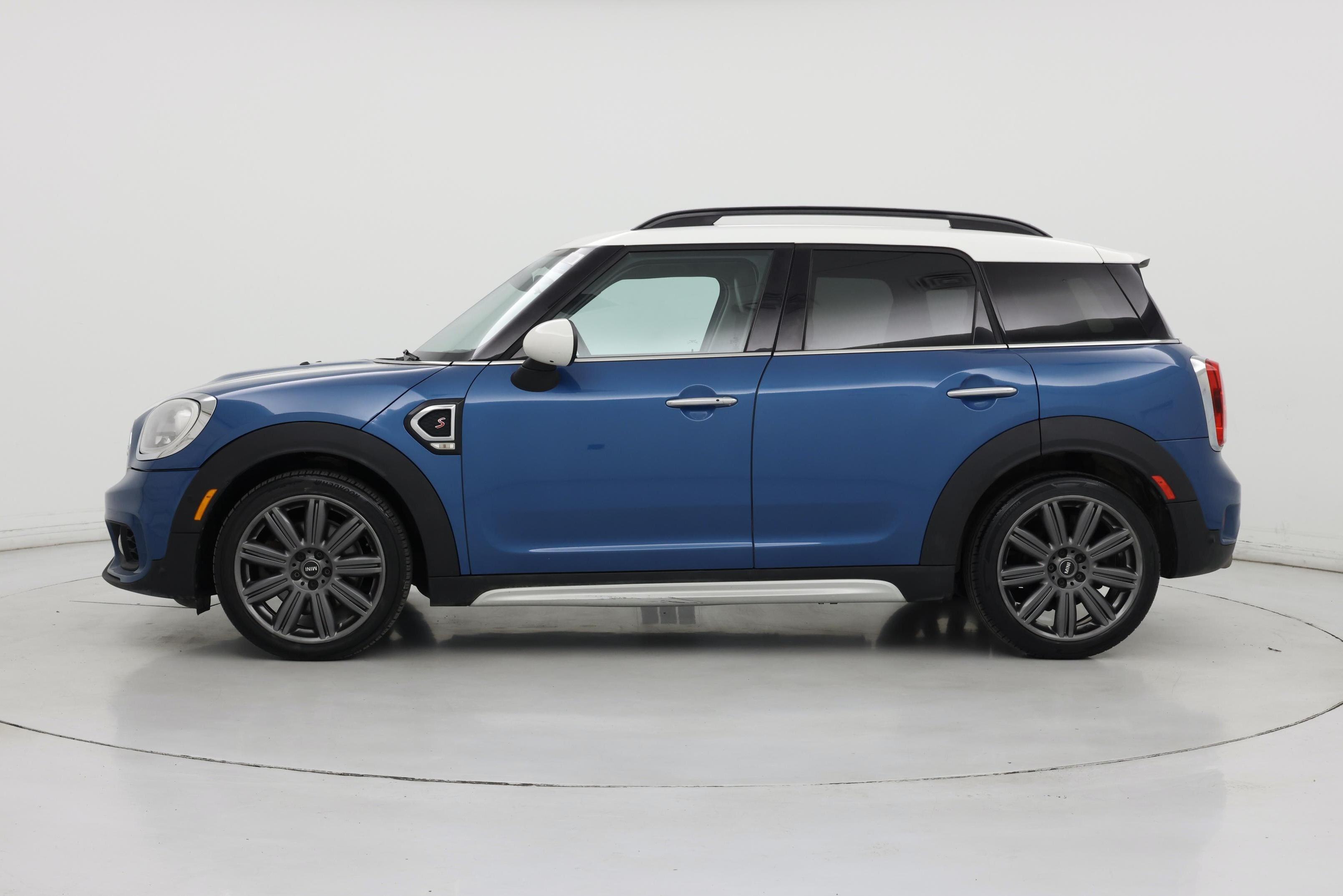 Thumbnail: 2017 MINI Cooper Countryman - 3