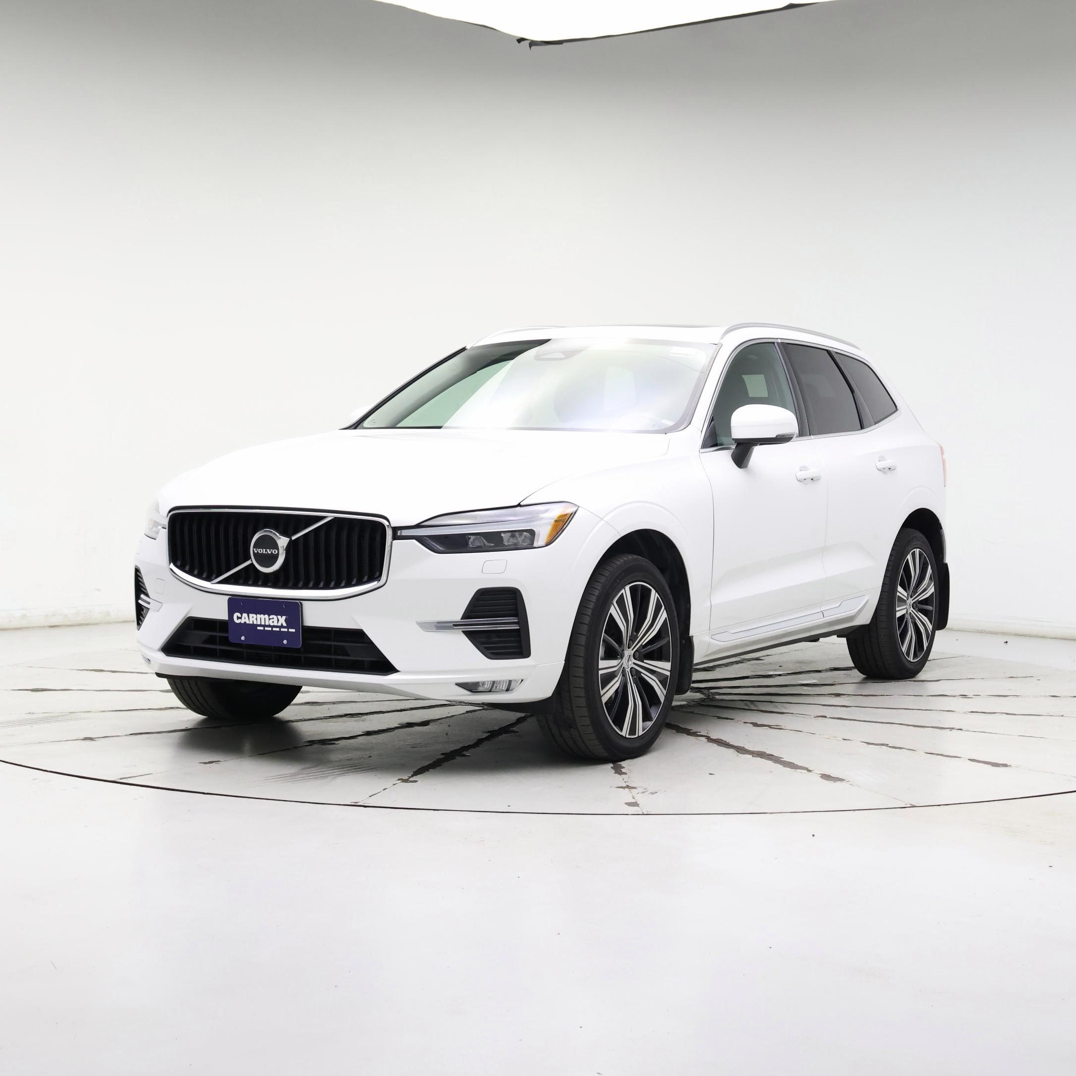 Thumbnail: 2022 Volvo XC60 - 4