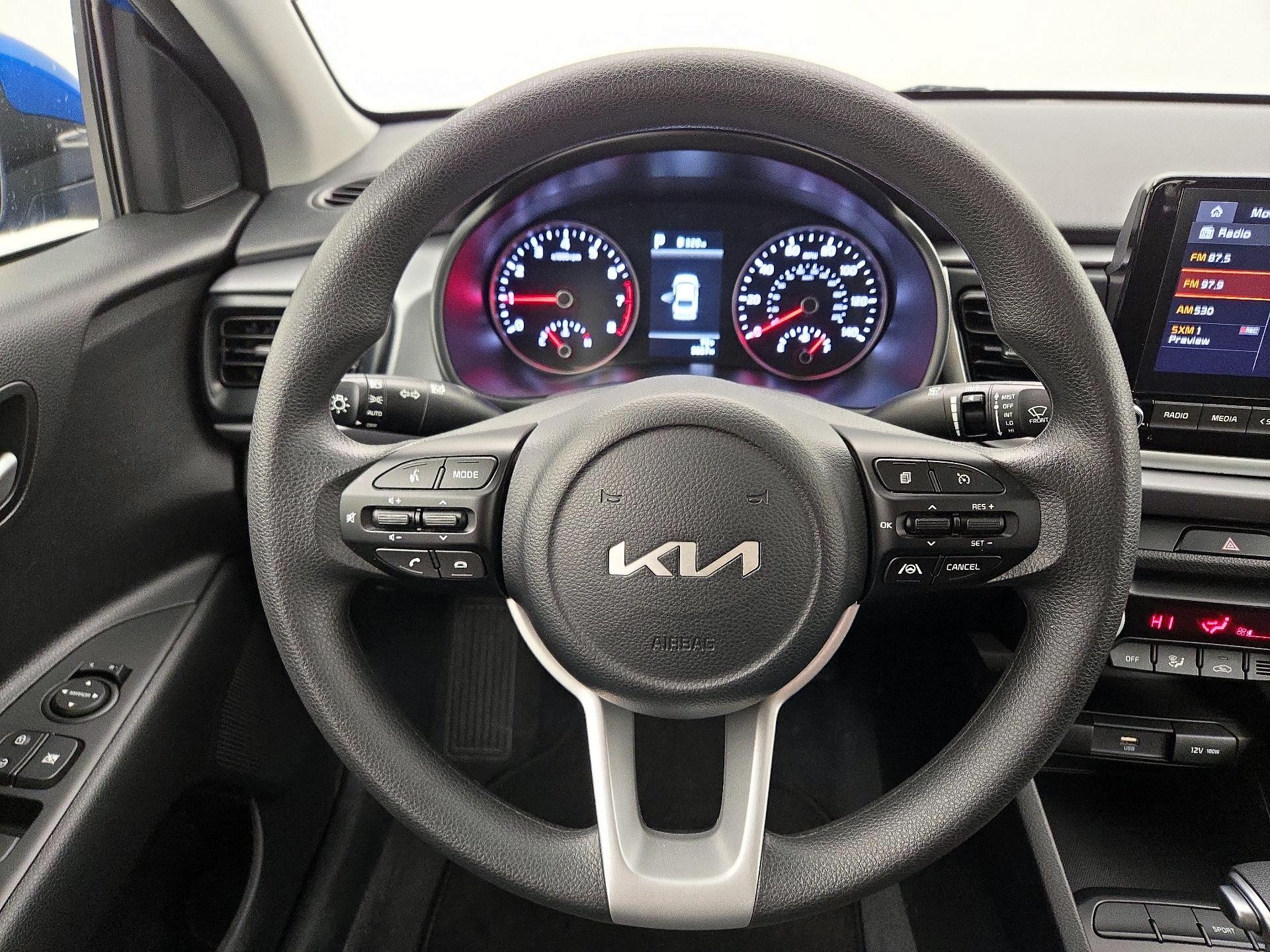 Thumbnail: 2023 Kia Rio - 10