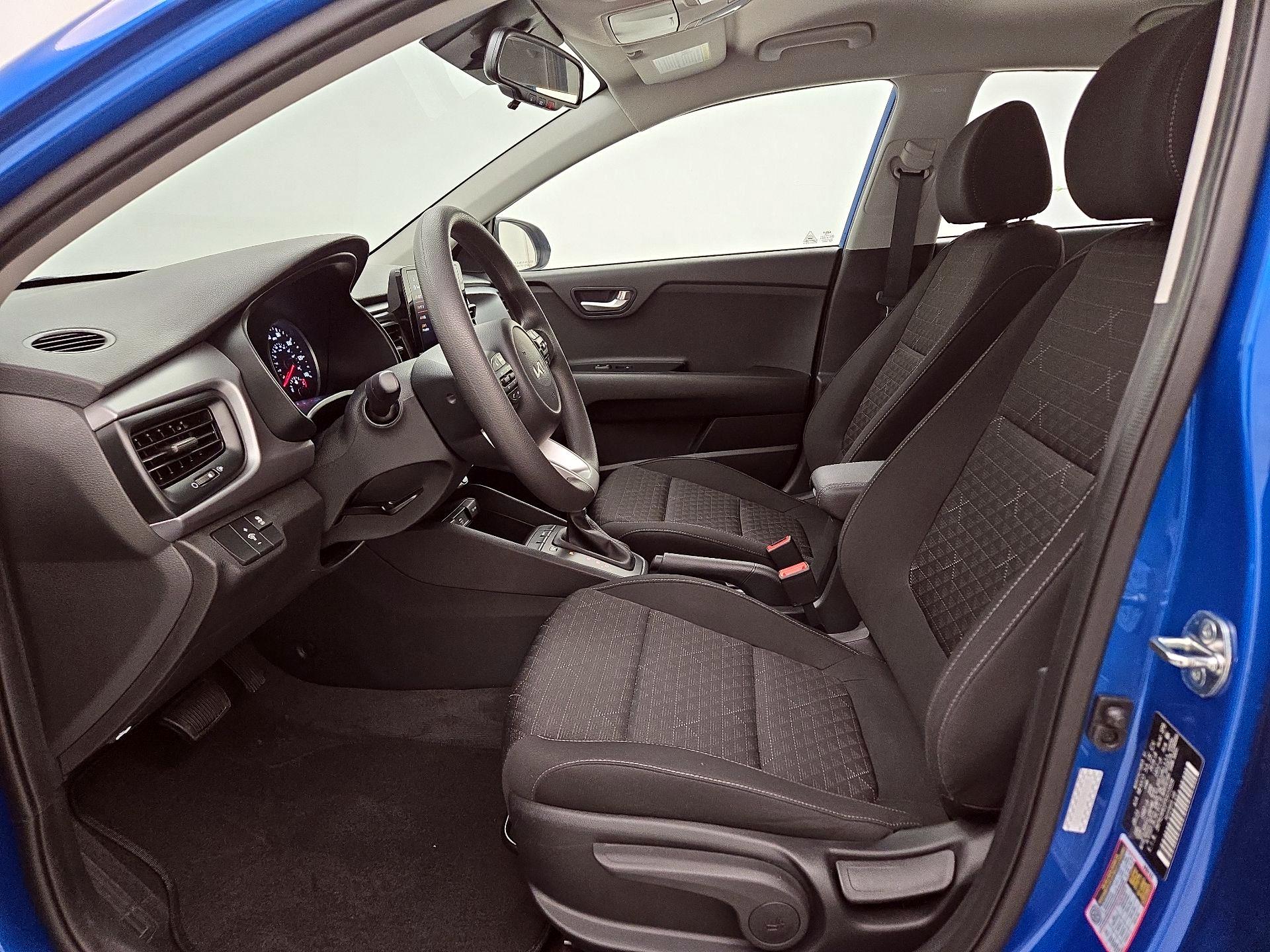 Thumbnail: 2023 Kia Rio - 11