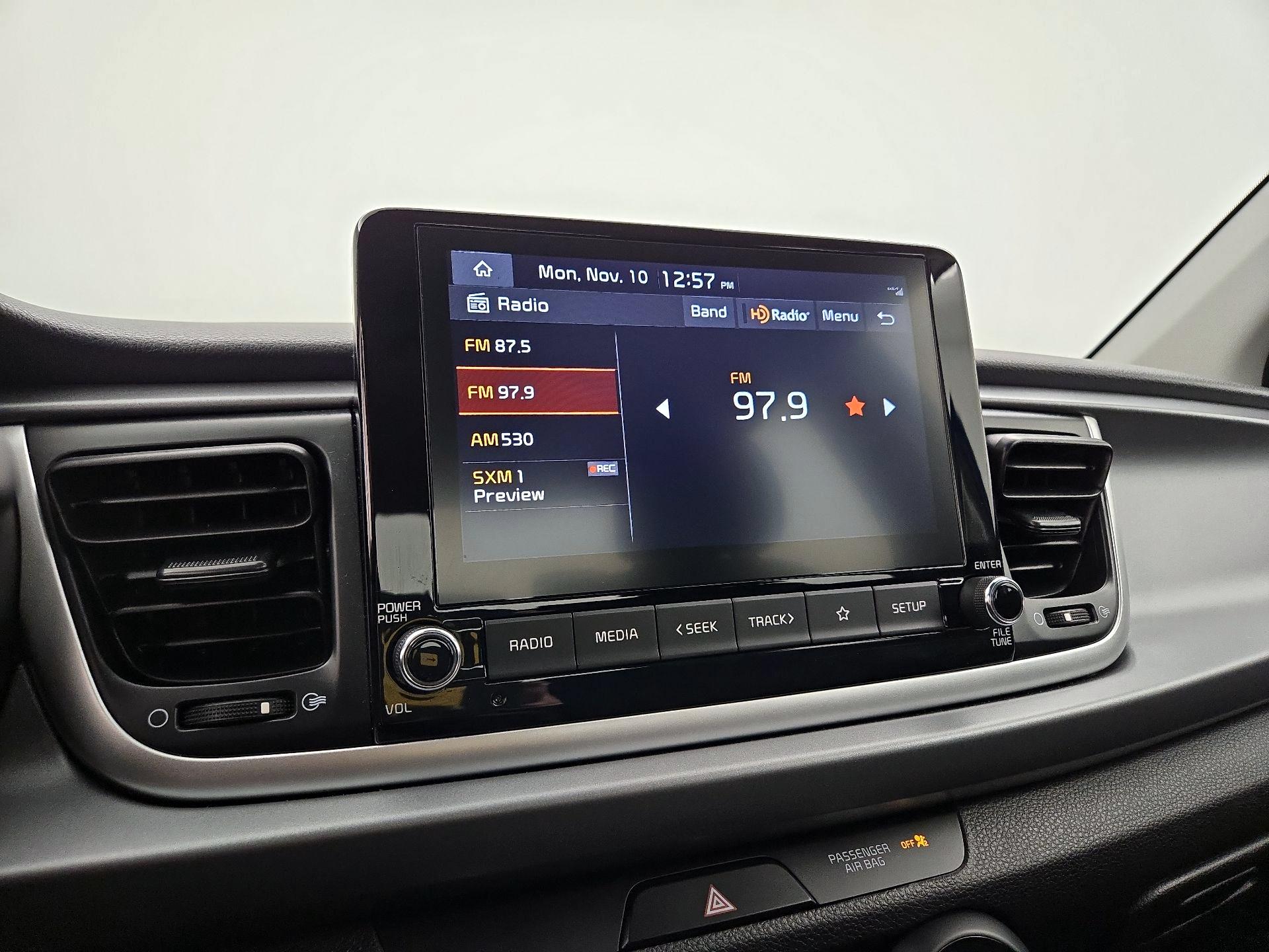 Thumbnail: 2023 Kia Rio - 15