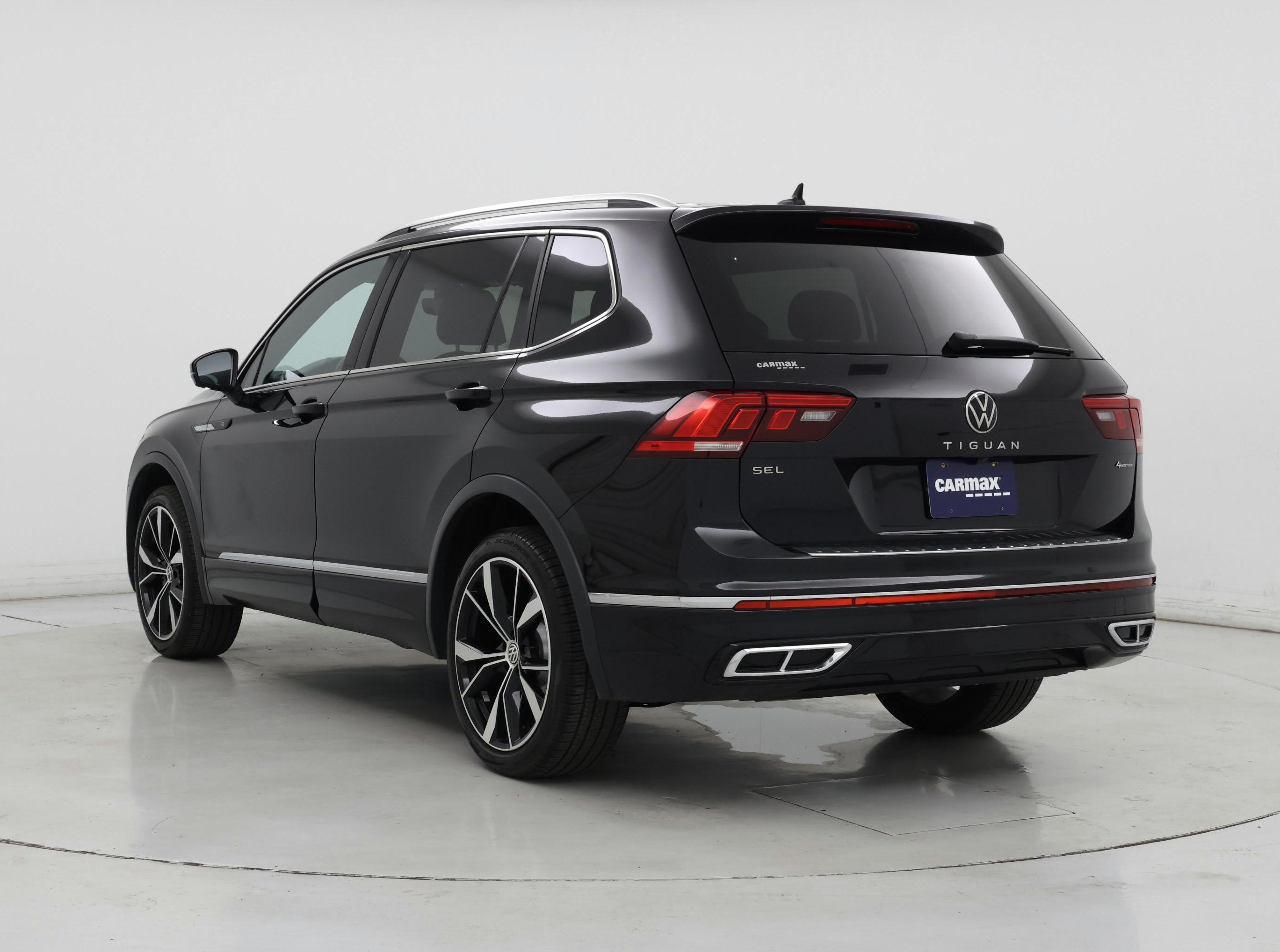 Thumbnail: 2022 Volkswagen Tiguan - 2