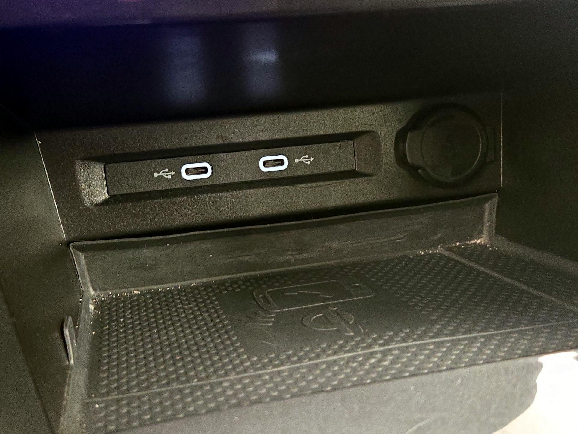 Thumbnail: 2022 Volkswagen Tiguan - 19