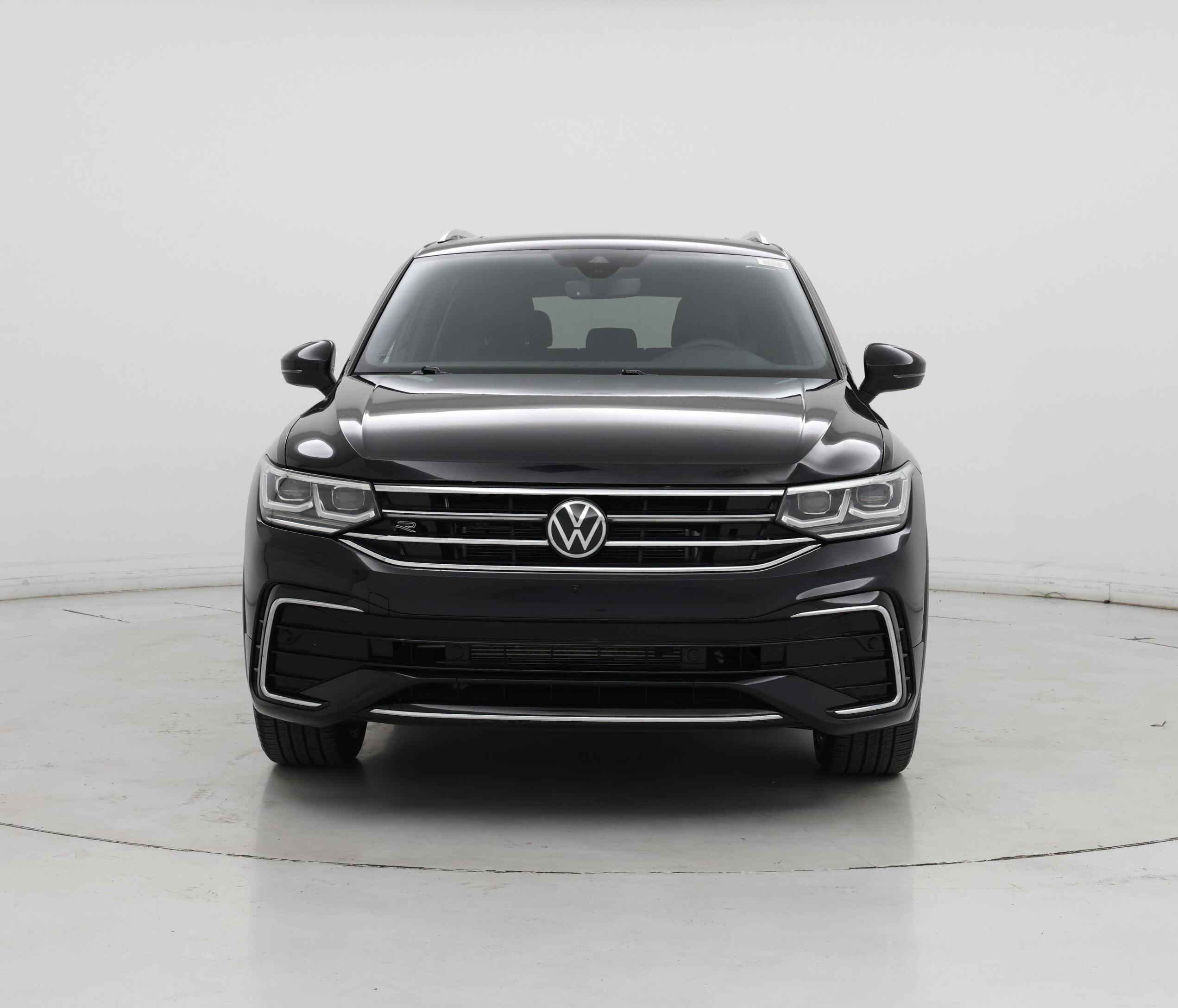 Thumbnail: 2022 Volkswagen Tiguan - 5