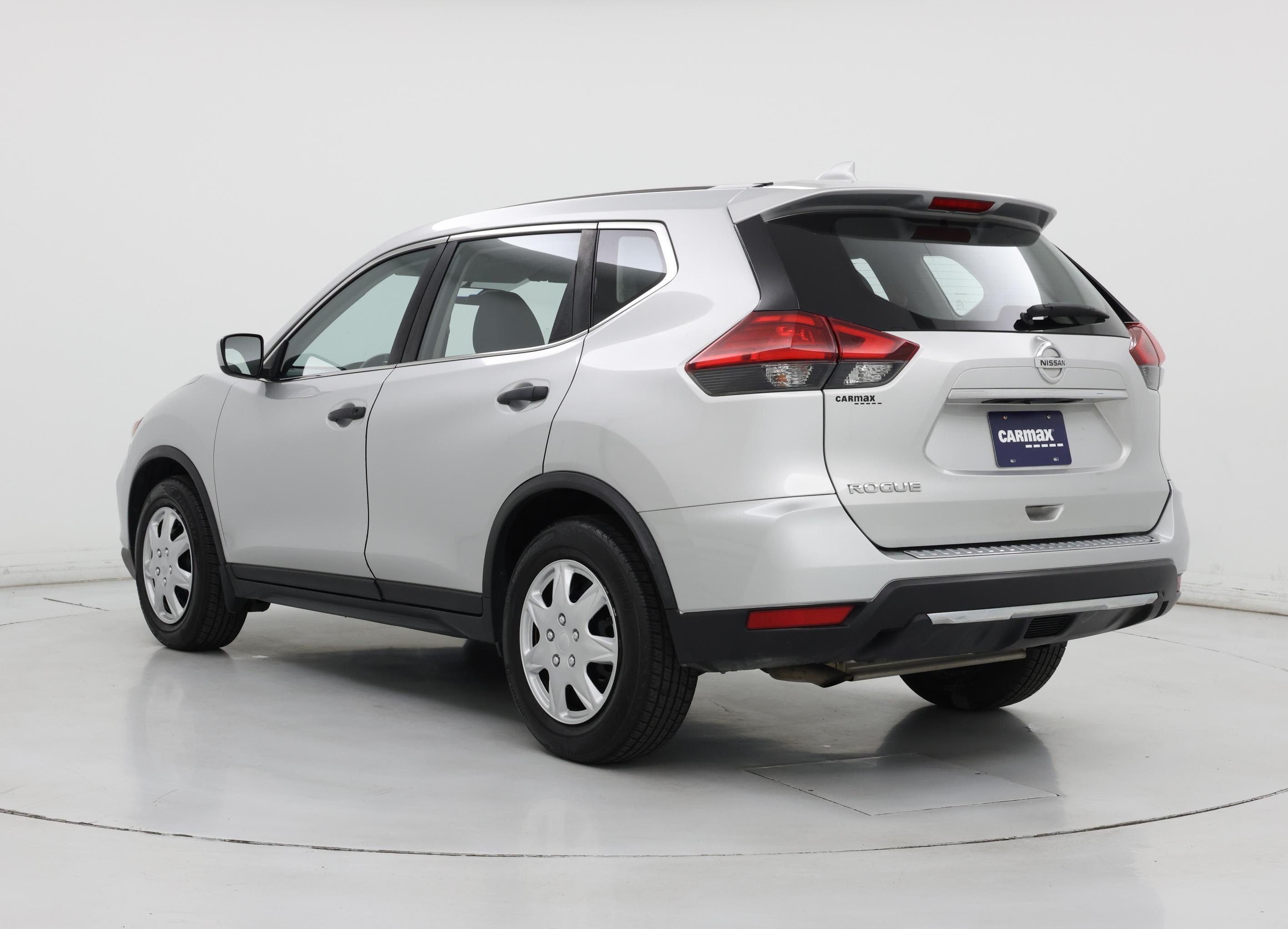 Thumbnail: 2017 Nissan Rogue - 2