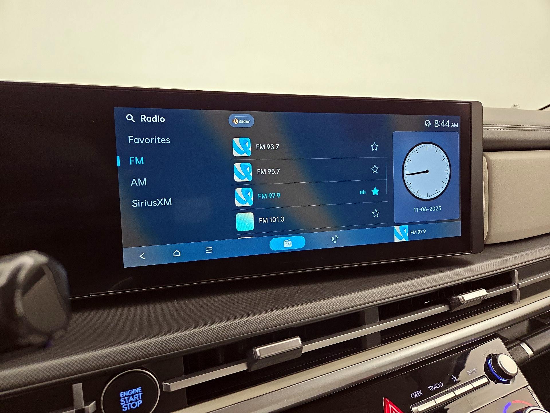 Thumbnail: 2025 Hyundai Santa Fe - 15