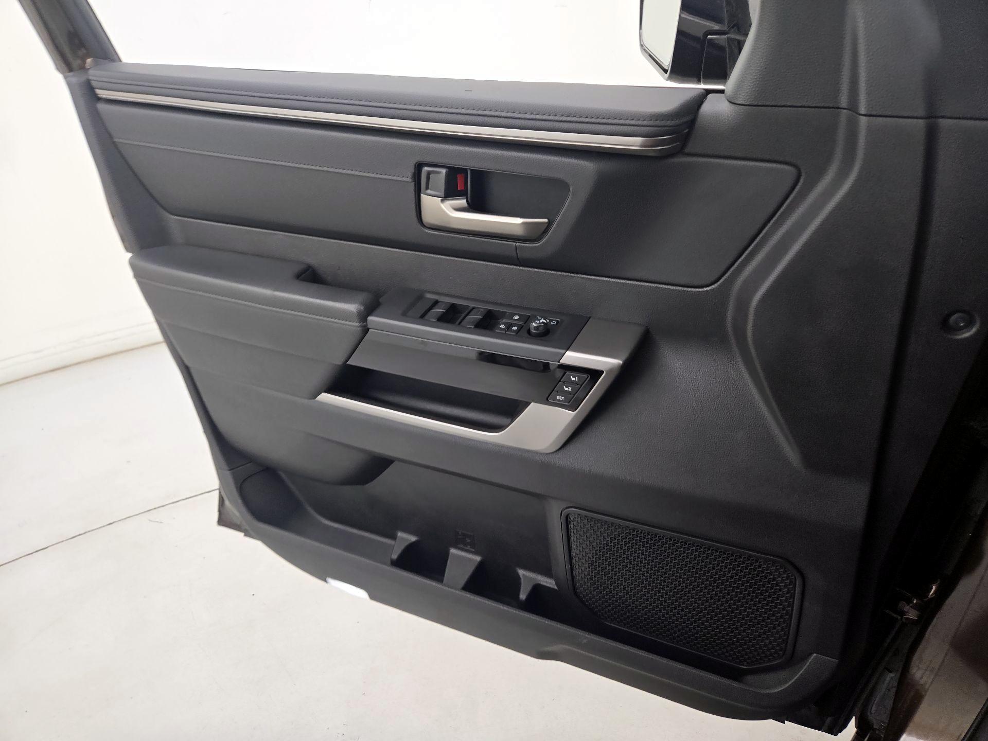 Thumbnail: 2023 Toyota Tundra - 12