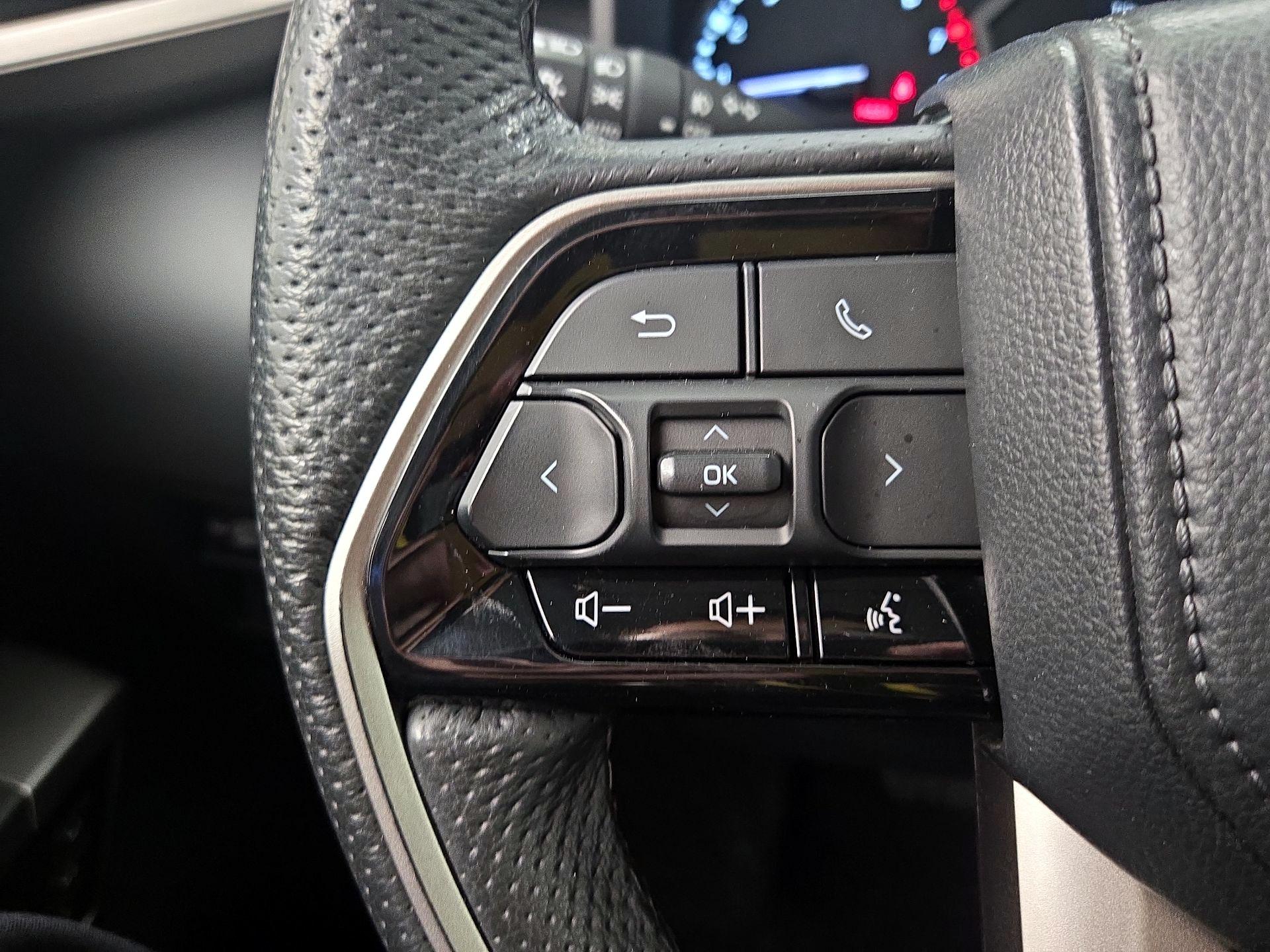 Thumbnail: 2023 Toyota Tundra - 13