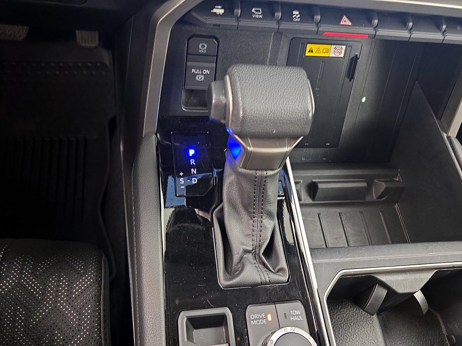 Thumbnail: 2023 Toyota Tundra - 17