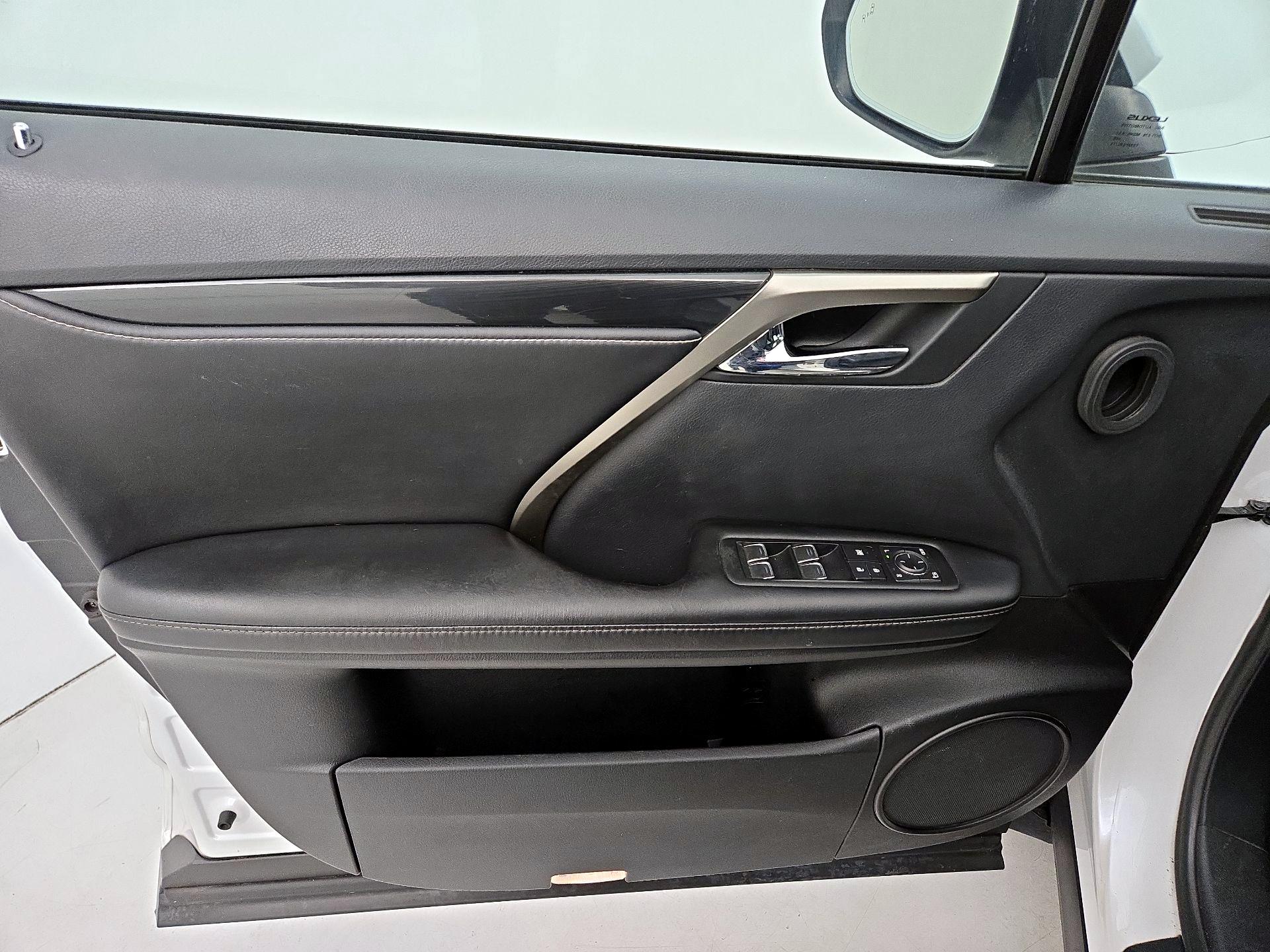 Thumbnail: 2018 Lexus RX - 12