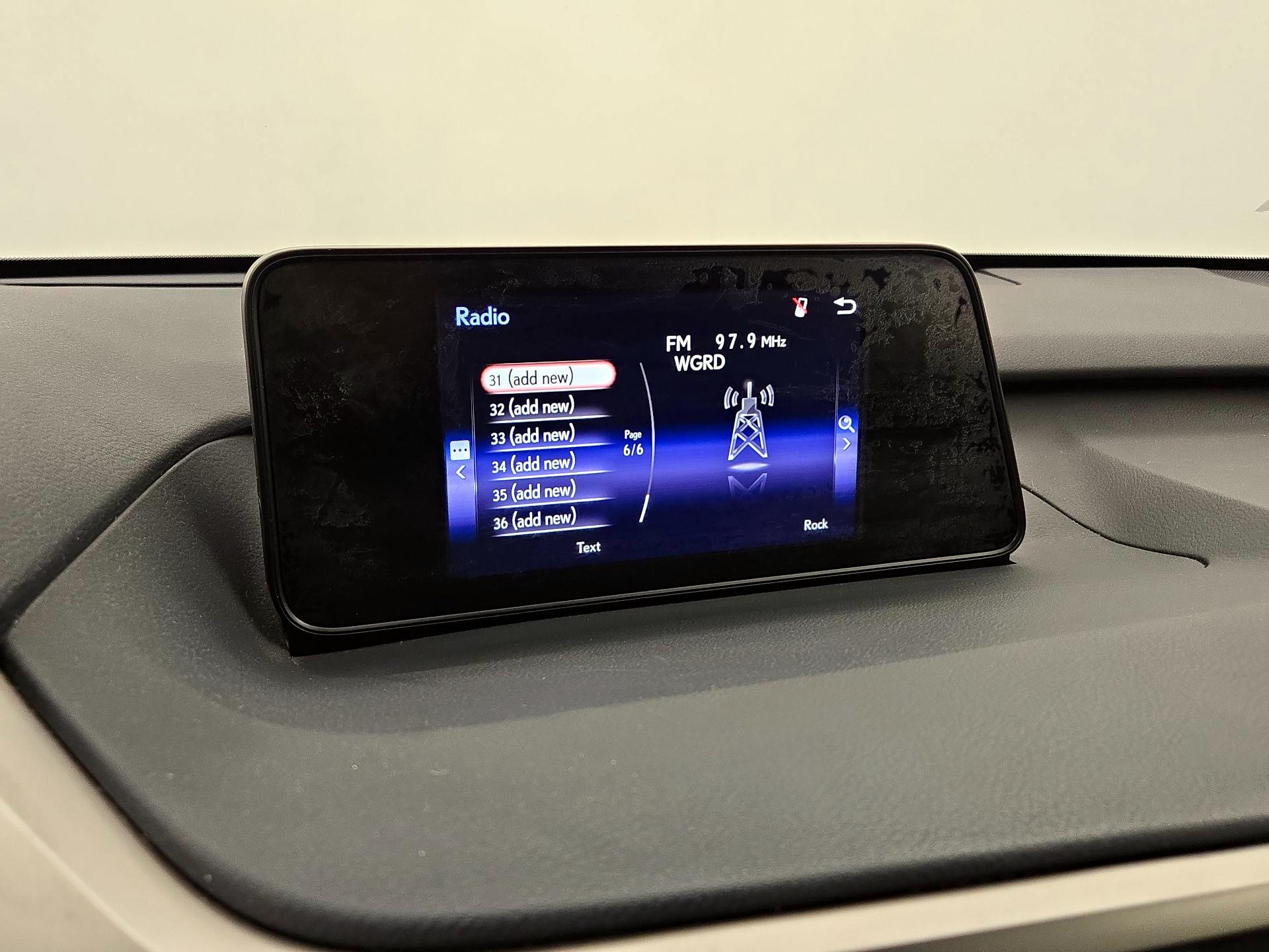 Thumbnail: 2018 Lexus RX - 15