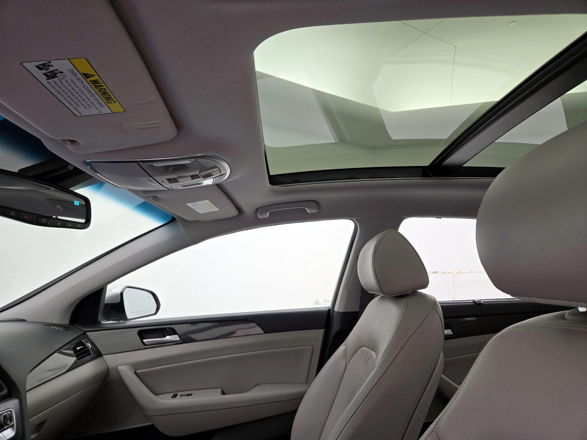 Thumbnail: 2018 Hyundai Sonata - 20