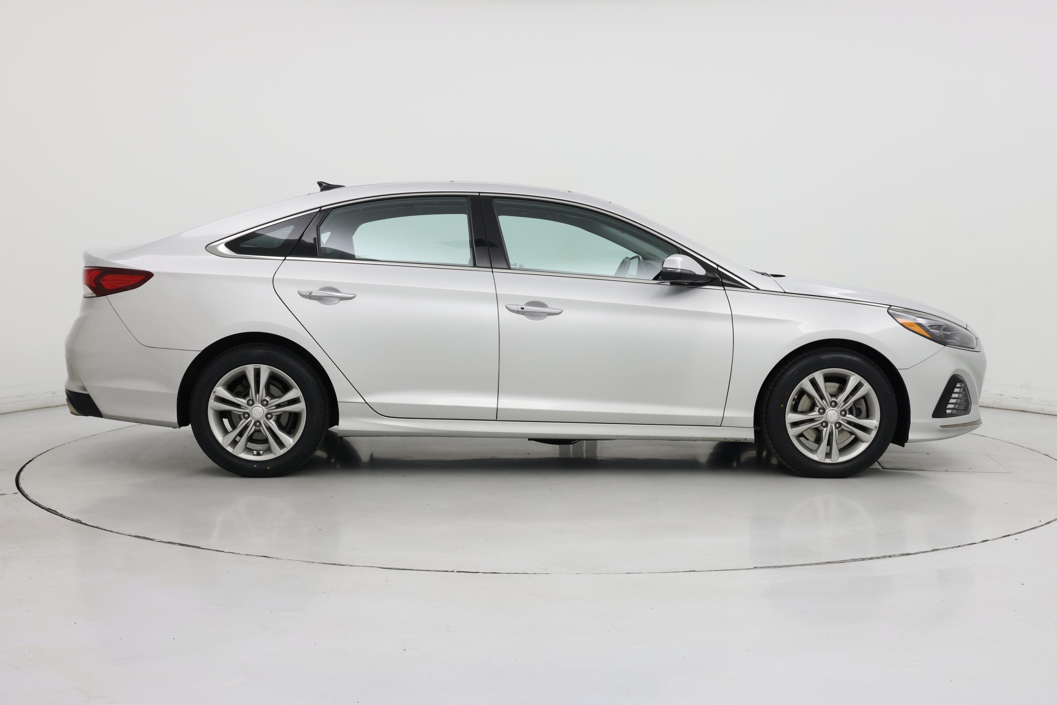 Thumbnail: 2018 Hyundai Sonata - 7