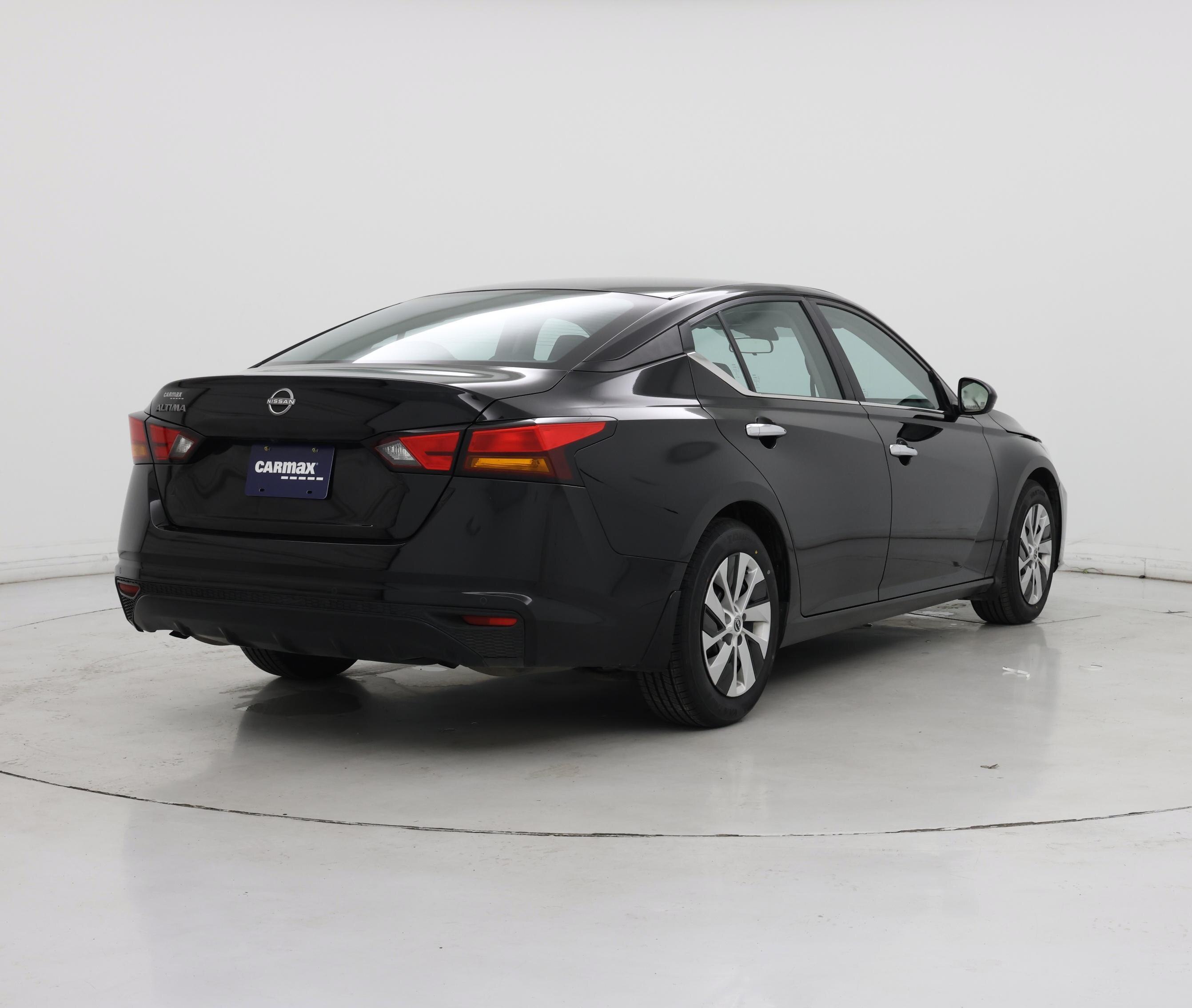 Thumbnail: 2023 Nissan Altima - 8