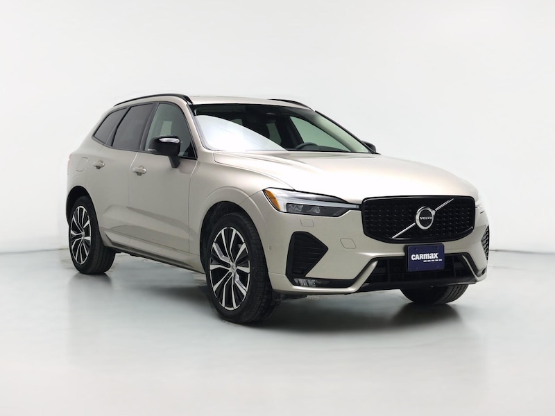 2023 Volvo XC60 B5 Plus -
                  Glencoe, IL