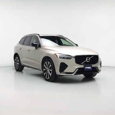 2023 Volvo XC60 B5 Plus Dark Theme
