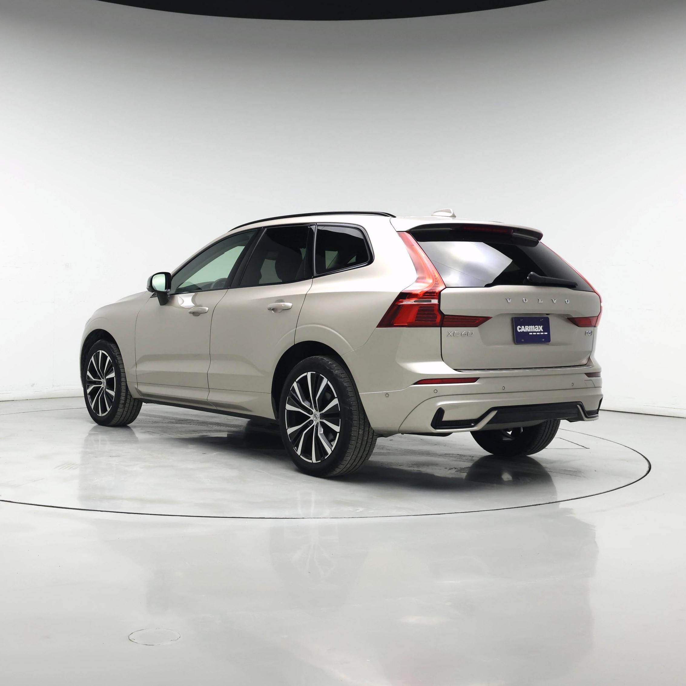 Thumbnail: 2023 Volvo XC60 - 2