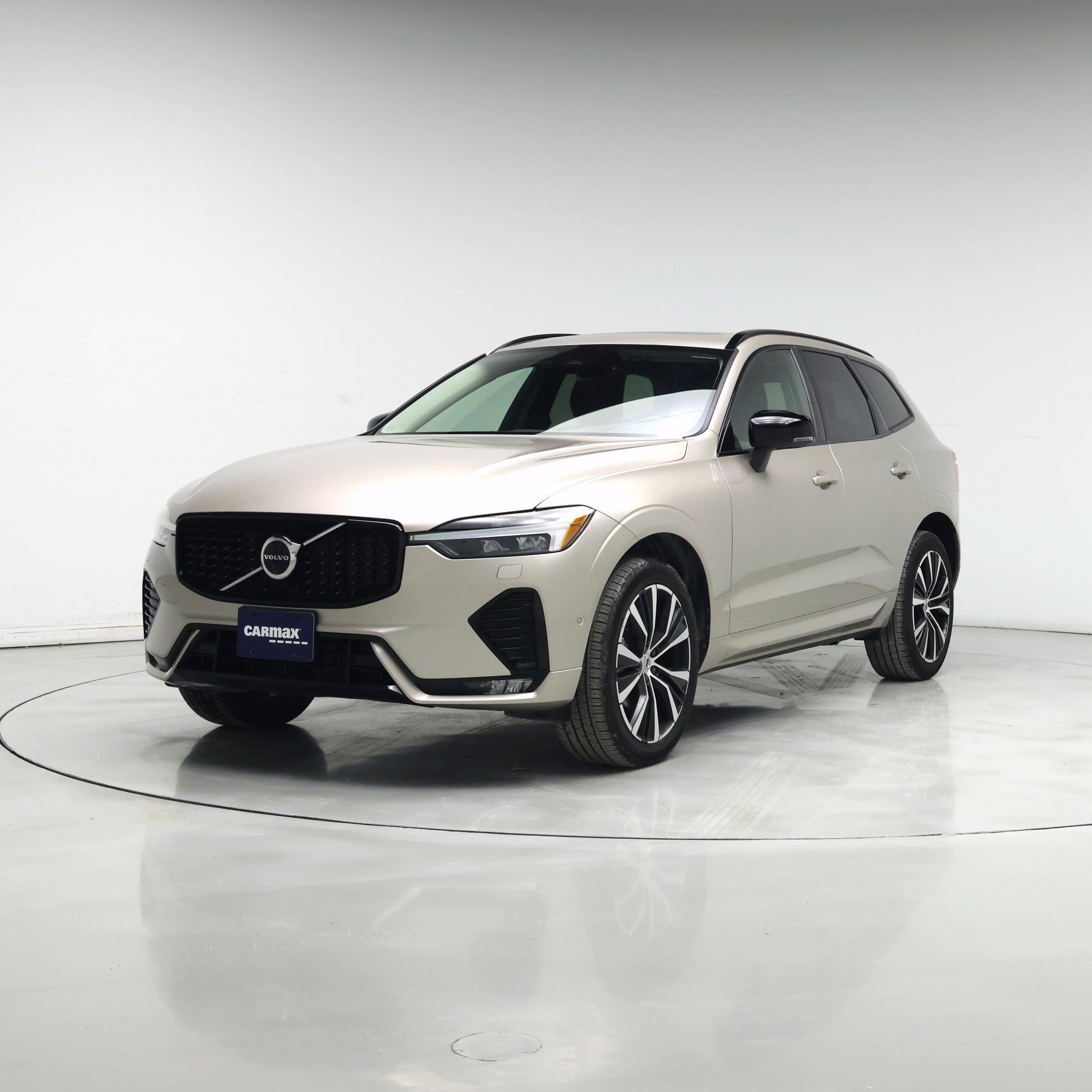 Thumbnail: 2023 Volvo XC60 - 4
